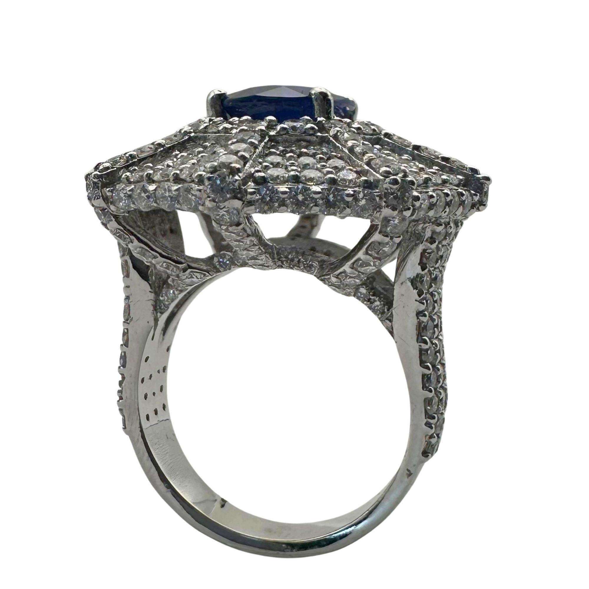 Women's 18k Diamond and Sapphire Ring For Sale