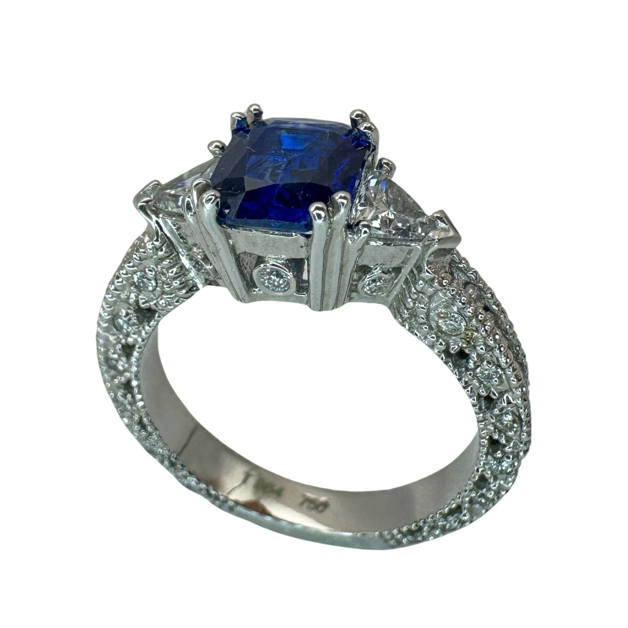 18k Diamond and Sapphire Ring For Sale 1