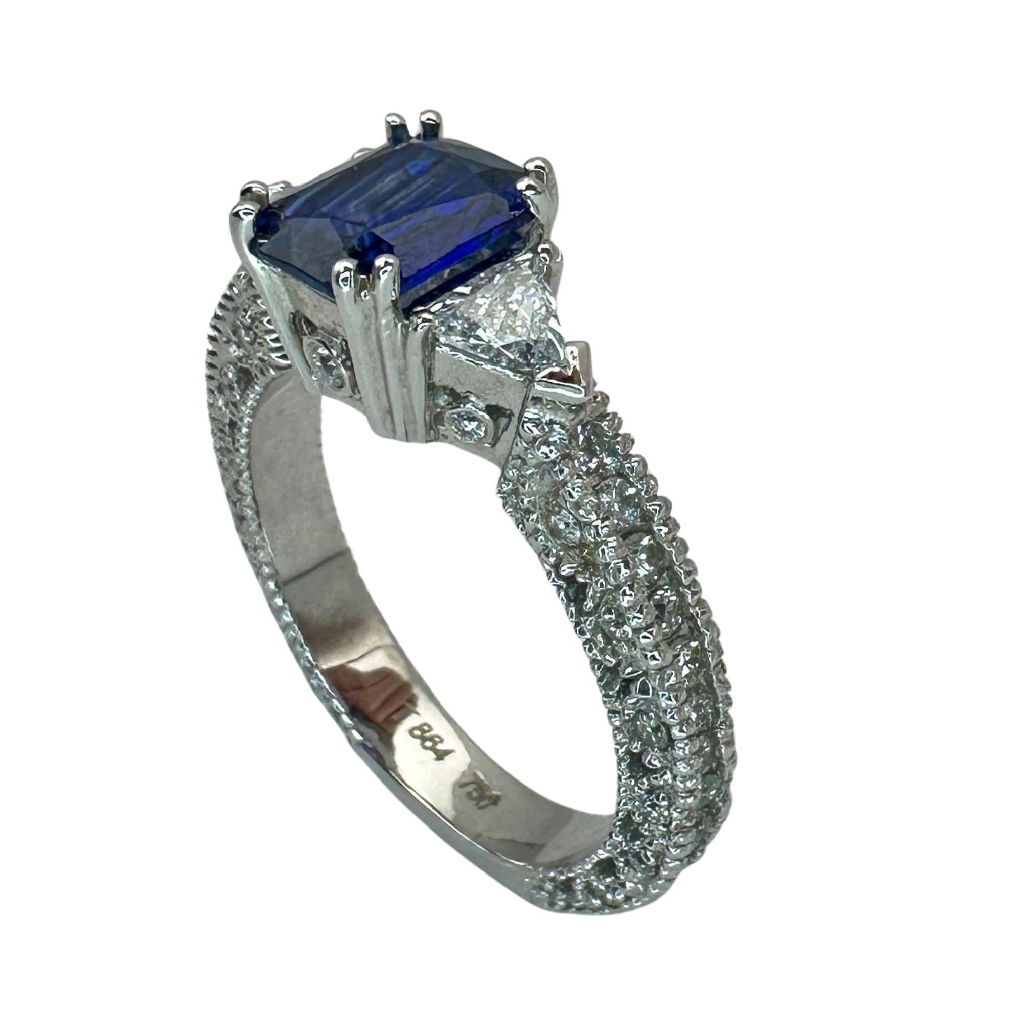 18k Diamond and Sapphire Ring For Sale 2