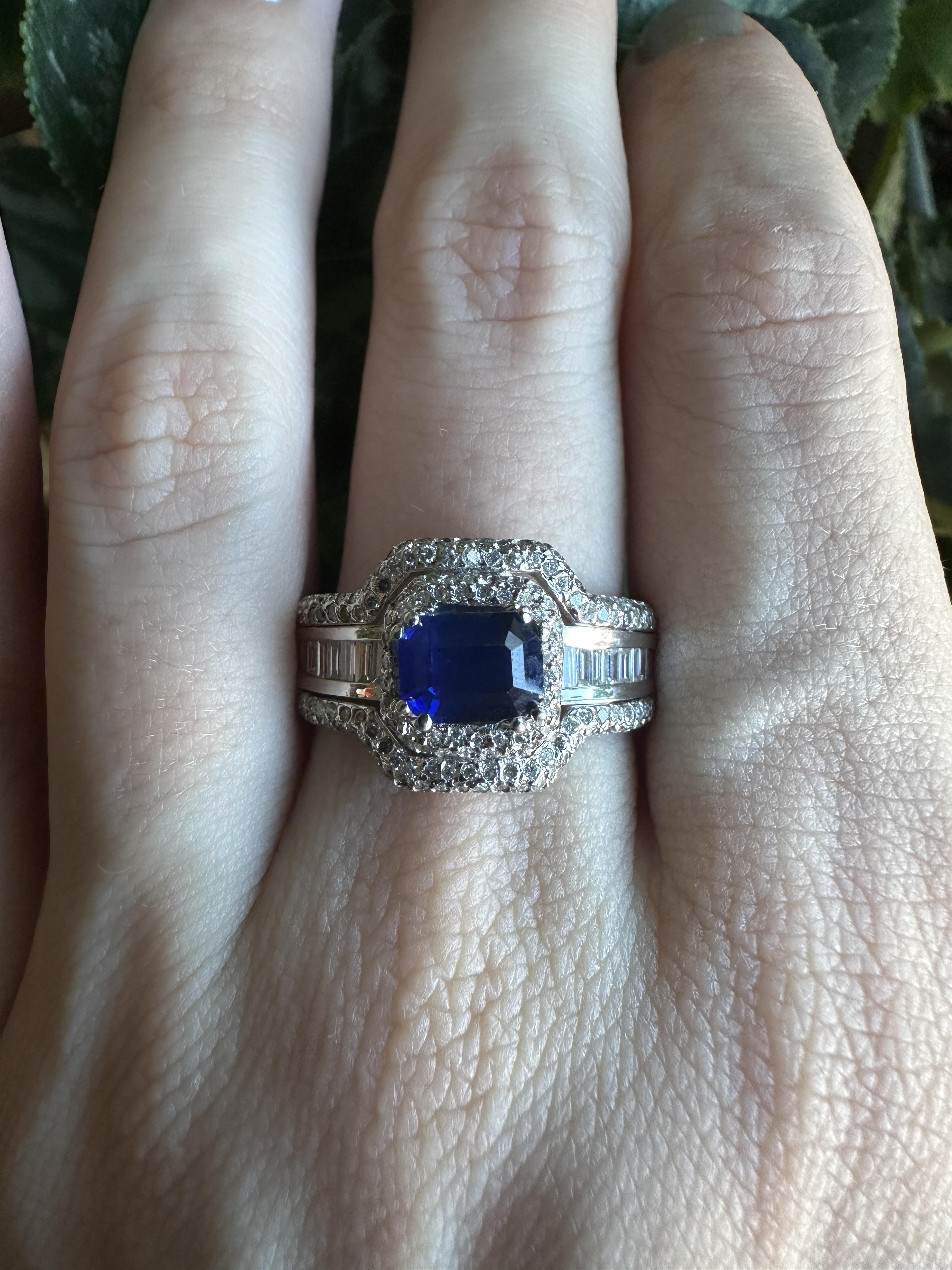 Anillo de diamantes y zafiros 18k en venta 4