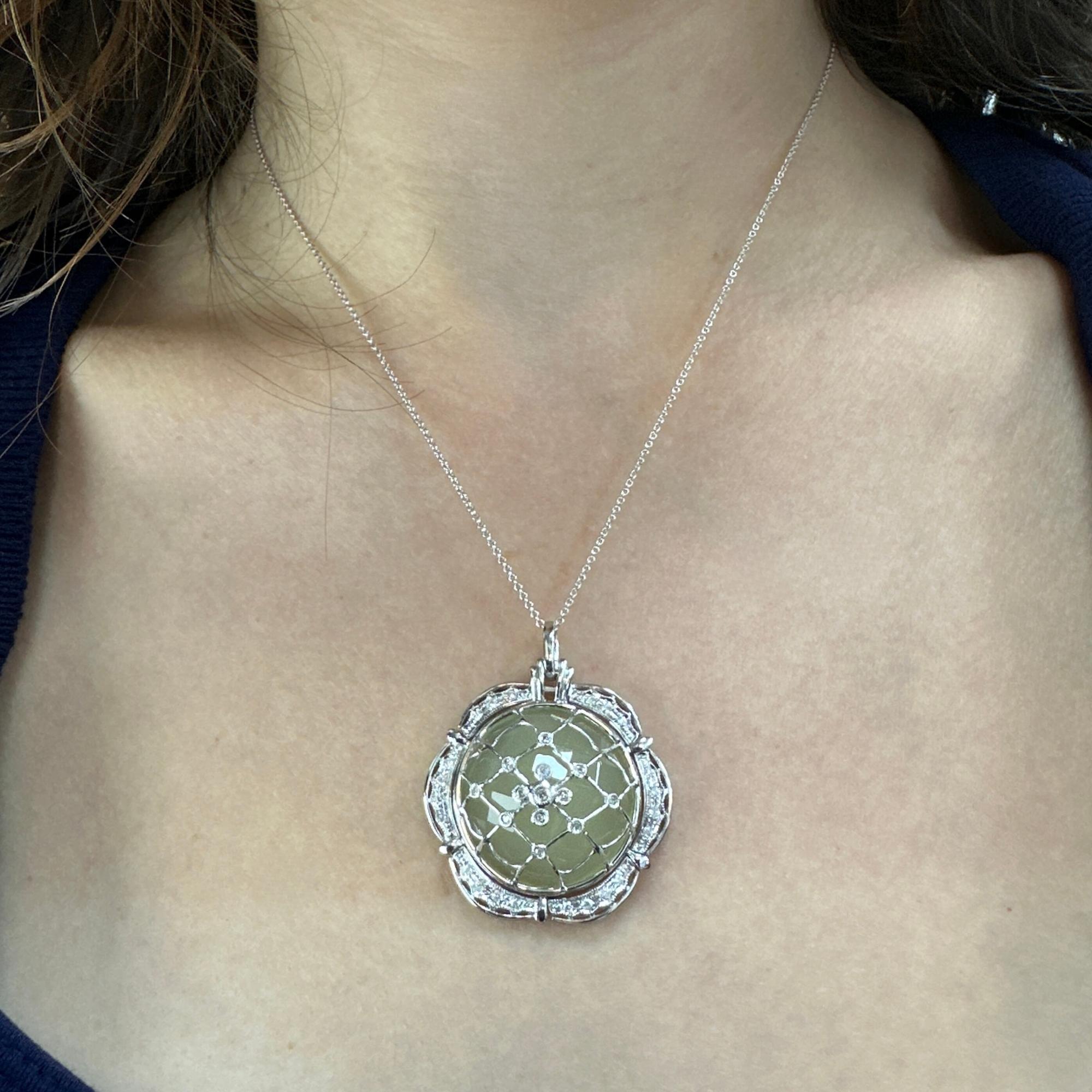 Collana con diamante 18k e agata di mare sintetica in vendita 2