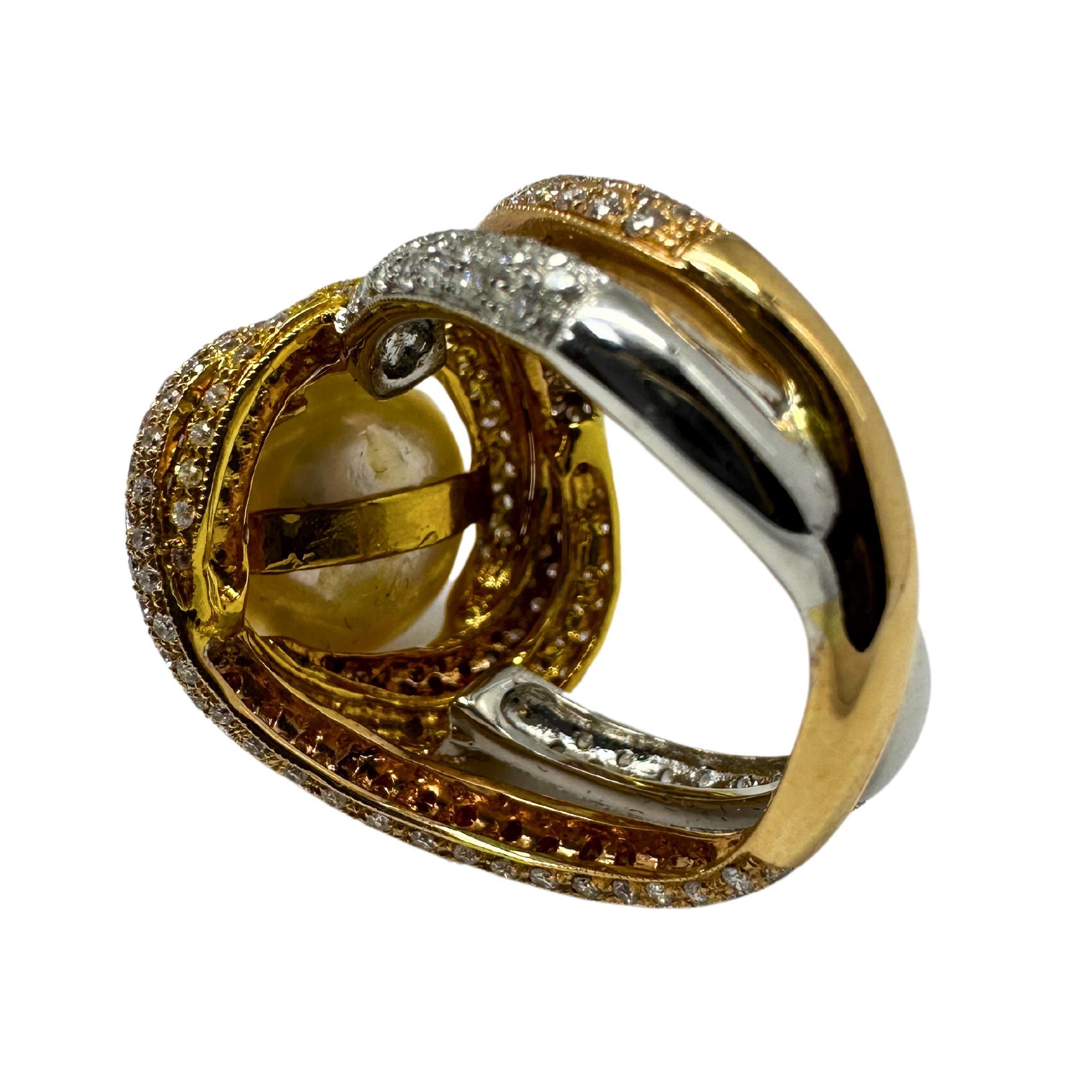 18 Karat Diamant und weißer Perlen-Cocktailring im Zustand „Gut“ in New York, NY