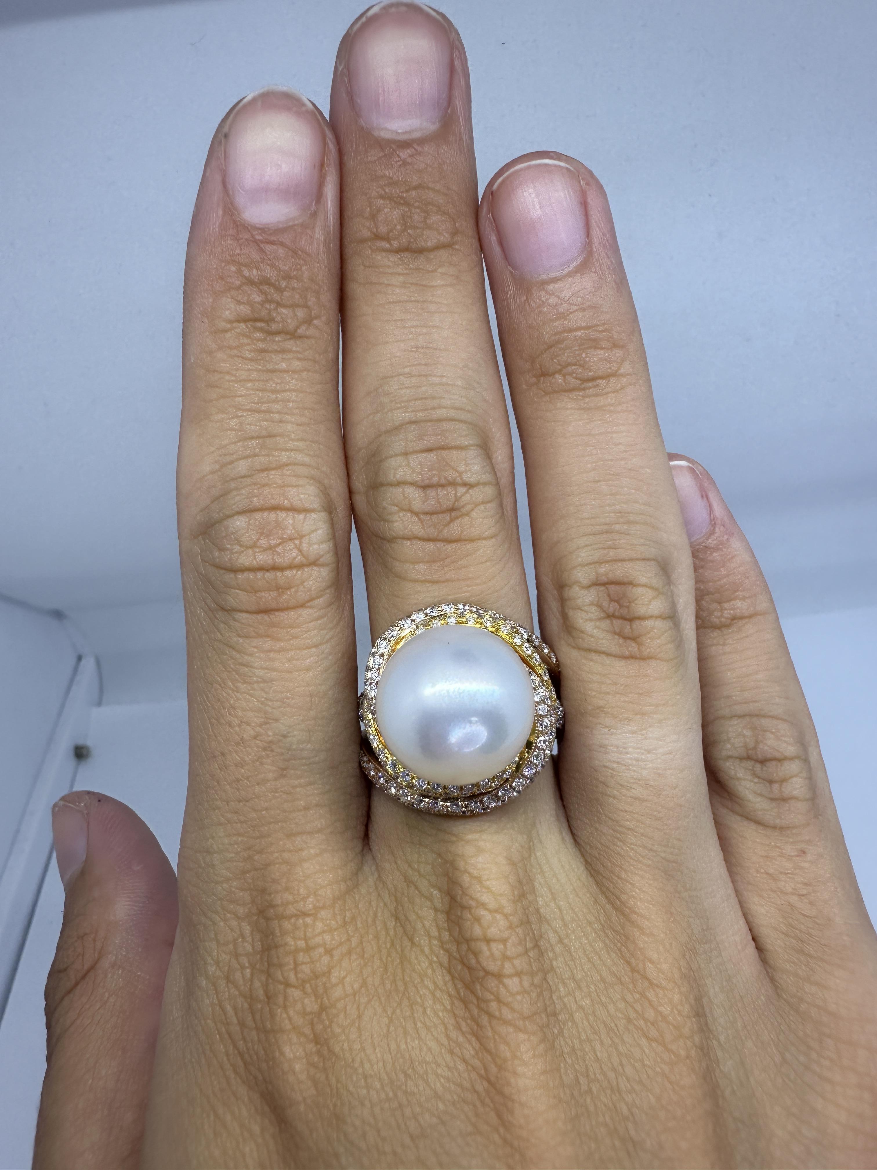 18 Karat Diamant und weißer Perlen-Cocktailring 1