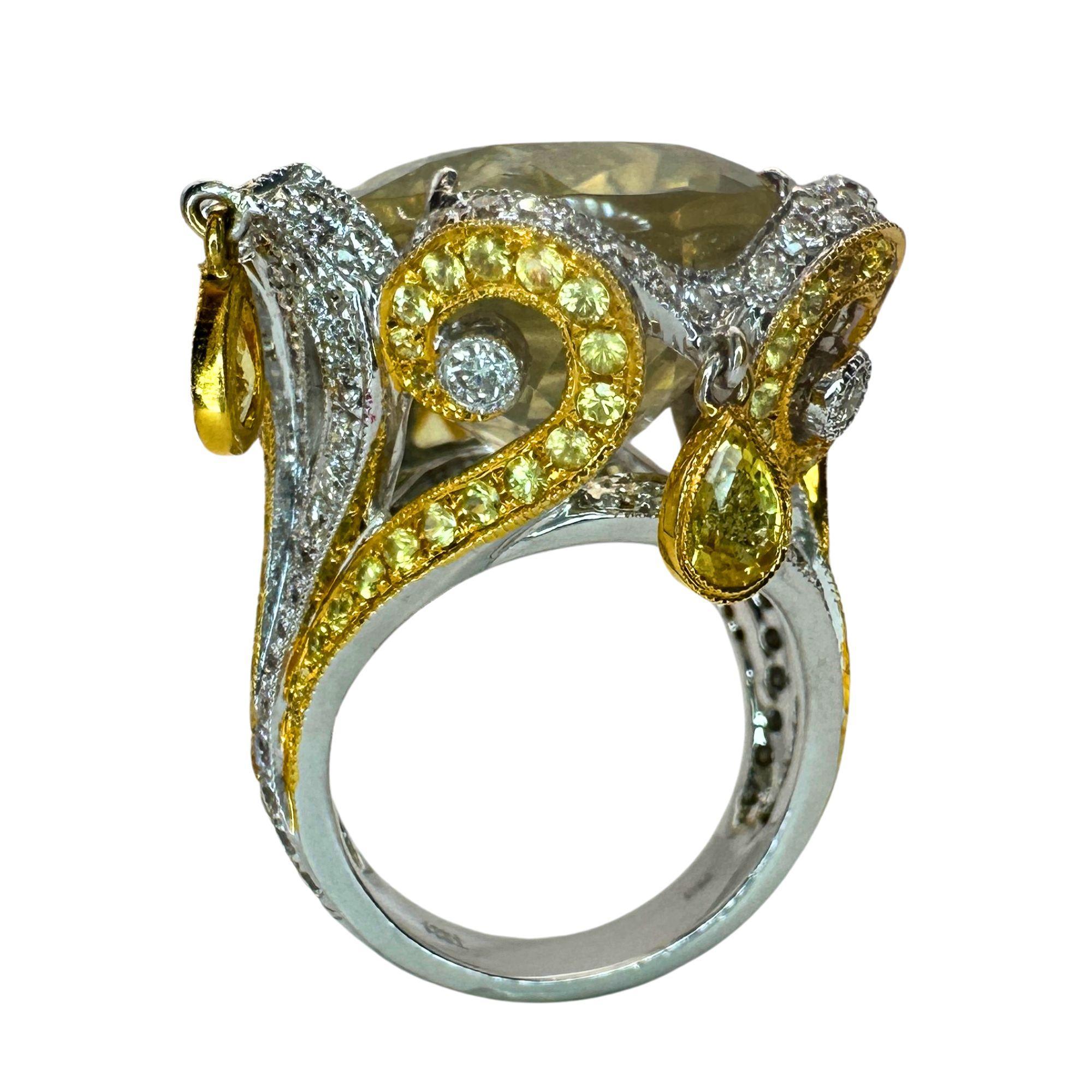 Round Cut 18k Diamond and Yellow Sapphire Cocktail Ring. For Sale