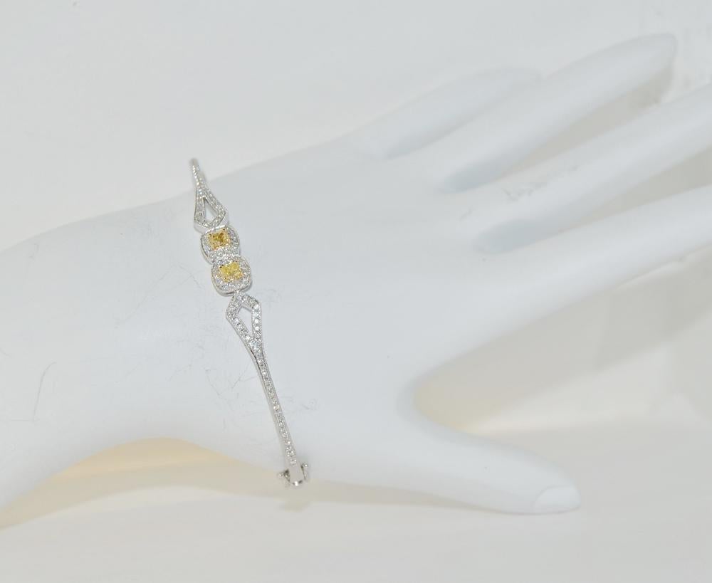 Contemporary 18 Karat Diamond Bangle Bracelet For Sale