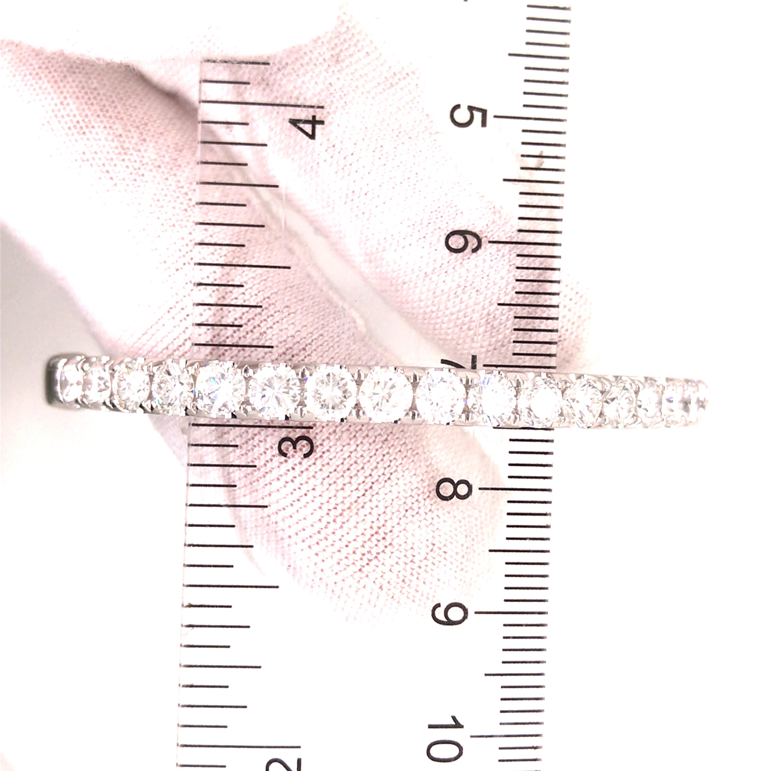 18K Diamond Bangle Bracelet White Gold 2