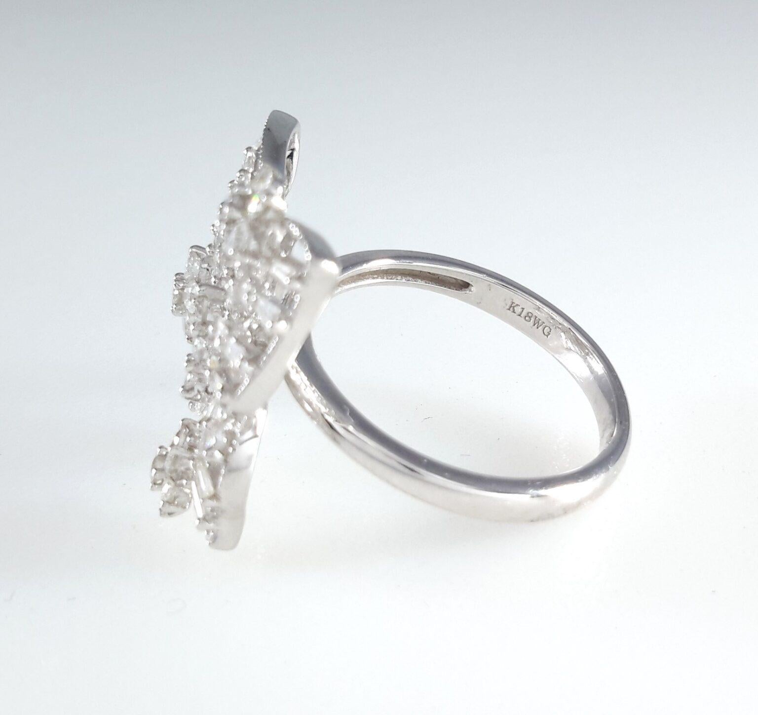 Donna Anello a farfalla con diamante 18k in vendita