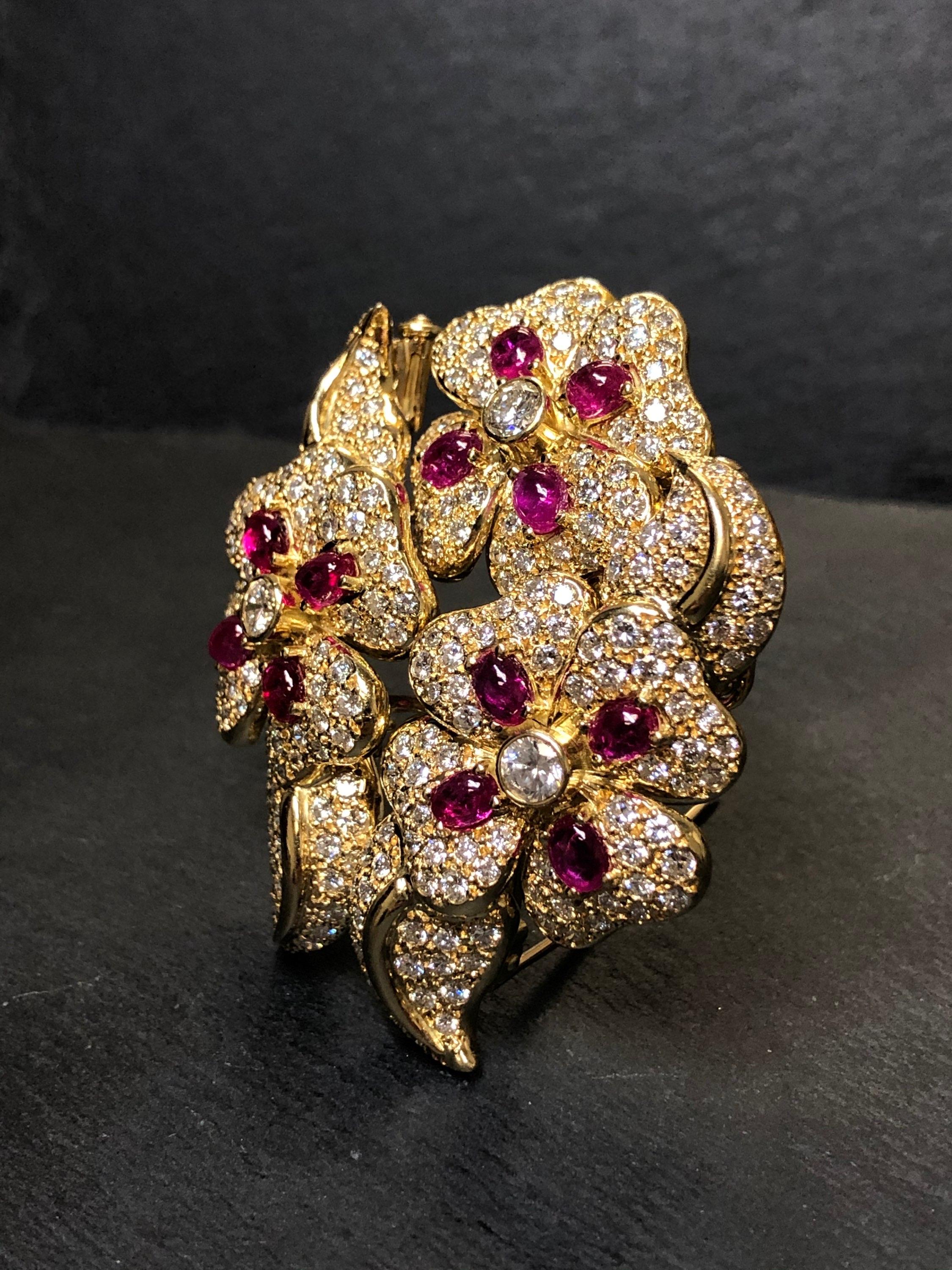 18K Diamond Cabochon Ruby Scatter Pin In Good Condition For Sale In Winter Springs, FL