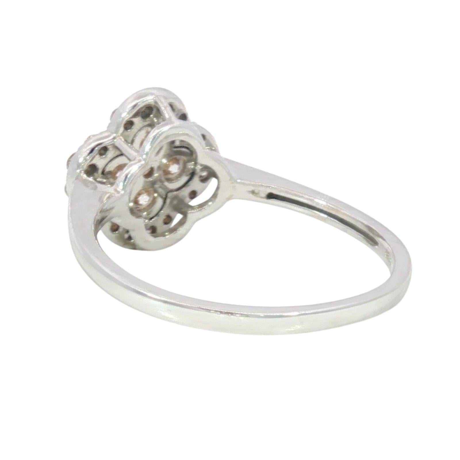 Bague trèfle en or blanc 18 carats Taille 7 ~0.5ctw Diamants Pour femmes en vente