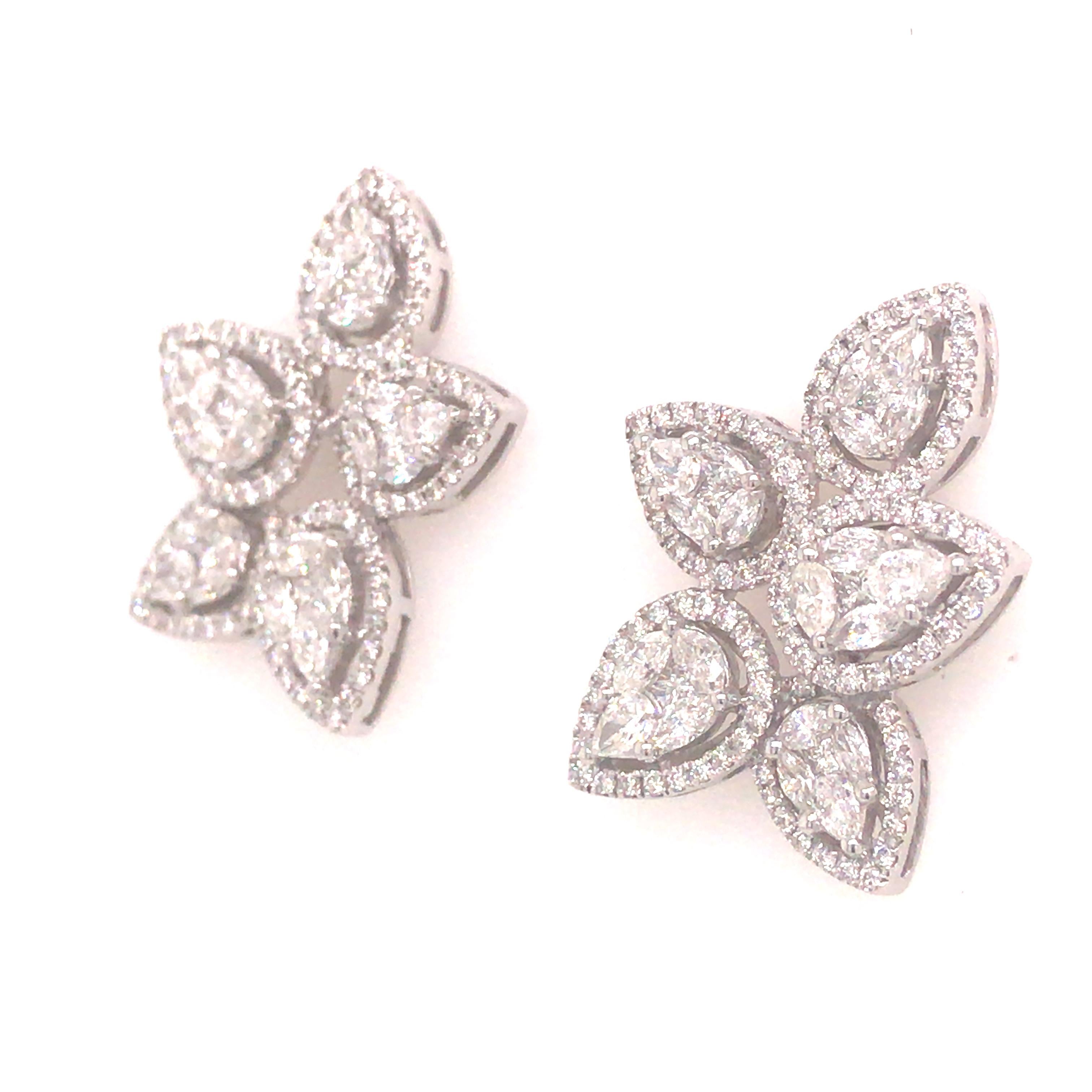 Round Cut 18K Diamond Cluster Flower Petal Earrings White Gold For Sale