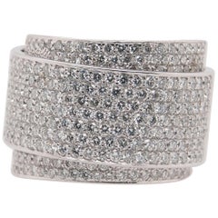 18 Karat Diamond Cluster Ring Cross Over Band White Gold 2.77 Carat