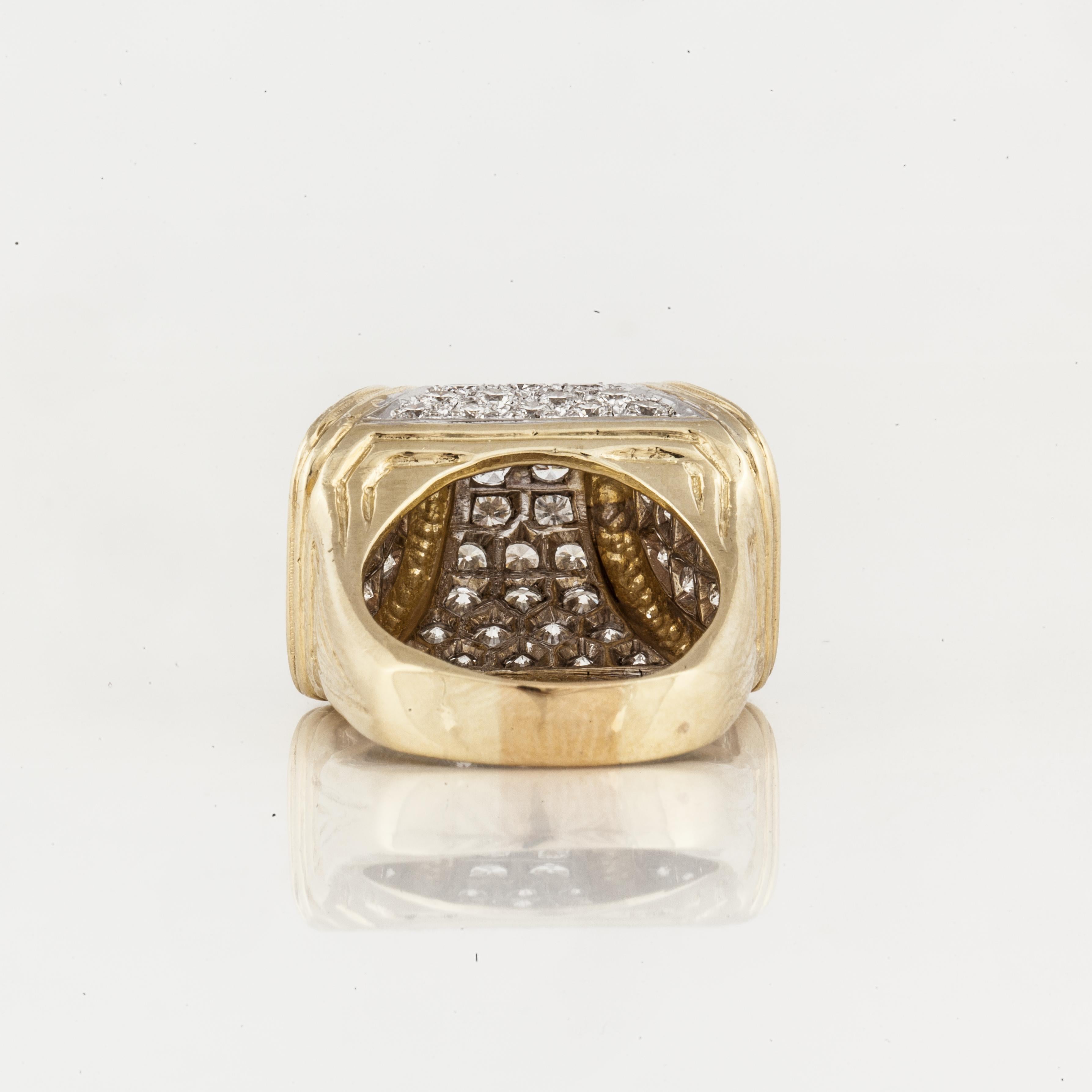 18K Gold Diamond Ring In Good Condition In Houston, TX