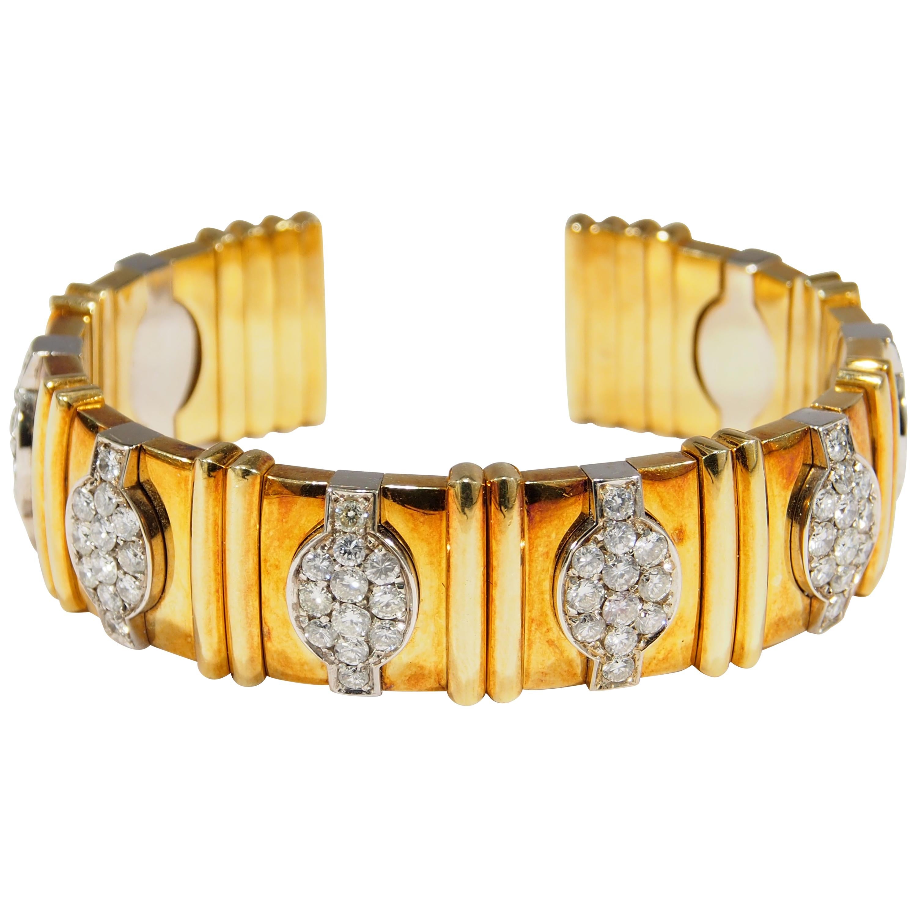 18 Karat Diamond Cuff Bracelet Flexible Yellow White Gold 6.40 Carat For Sale