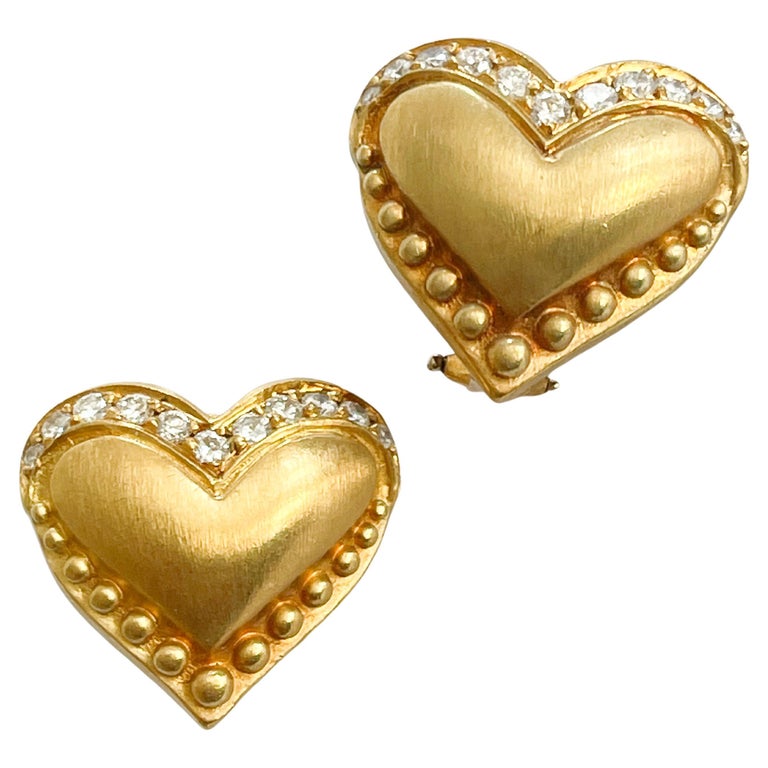 18K Diamond Heart Stud Earrings For Sale at 1stDibs