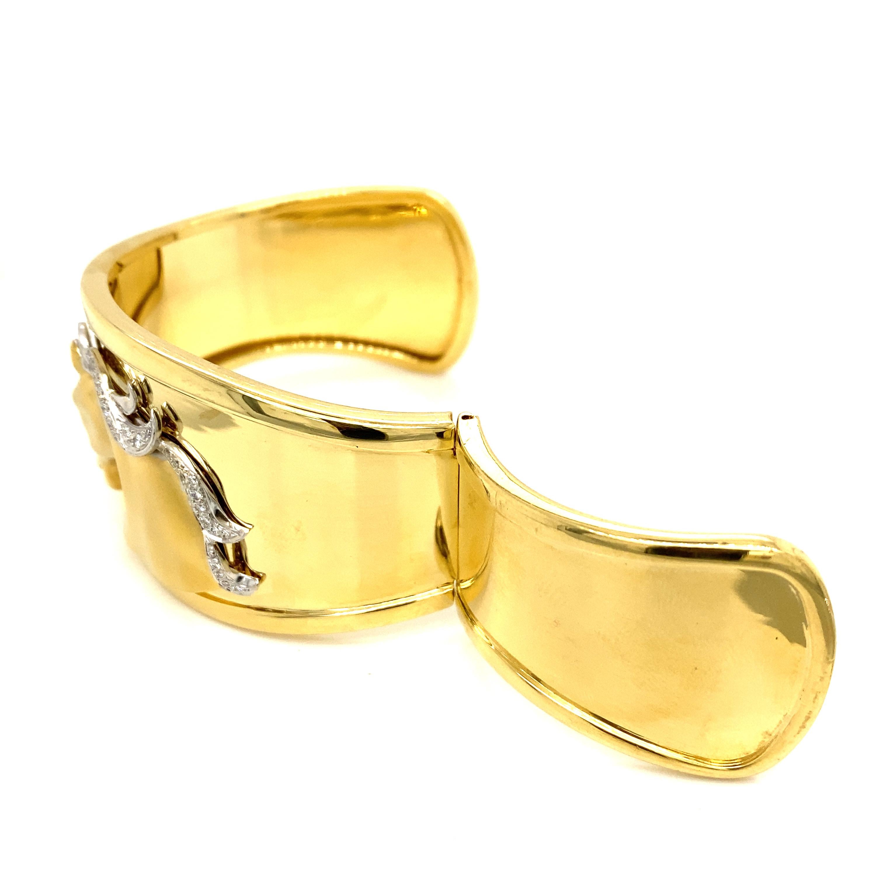 gold horse bracelet