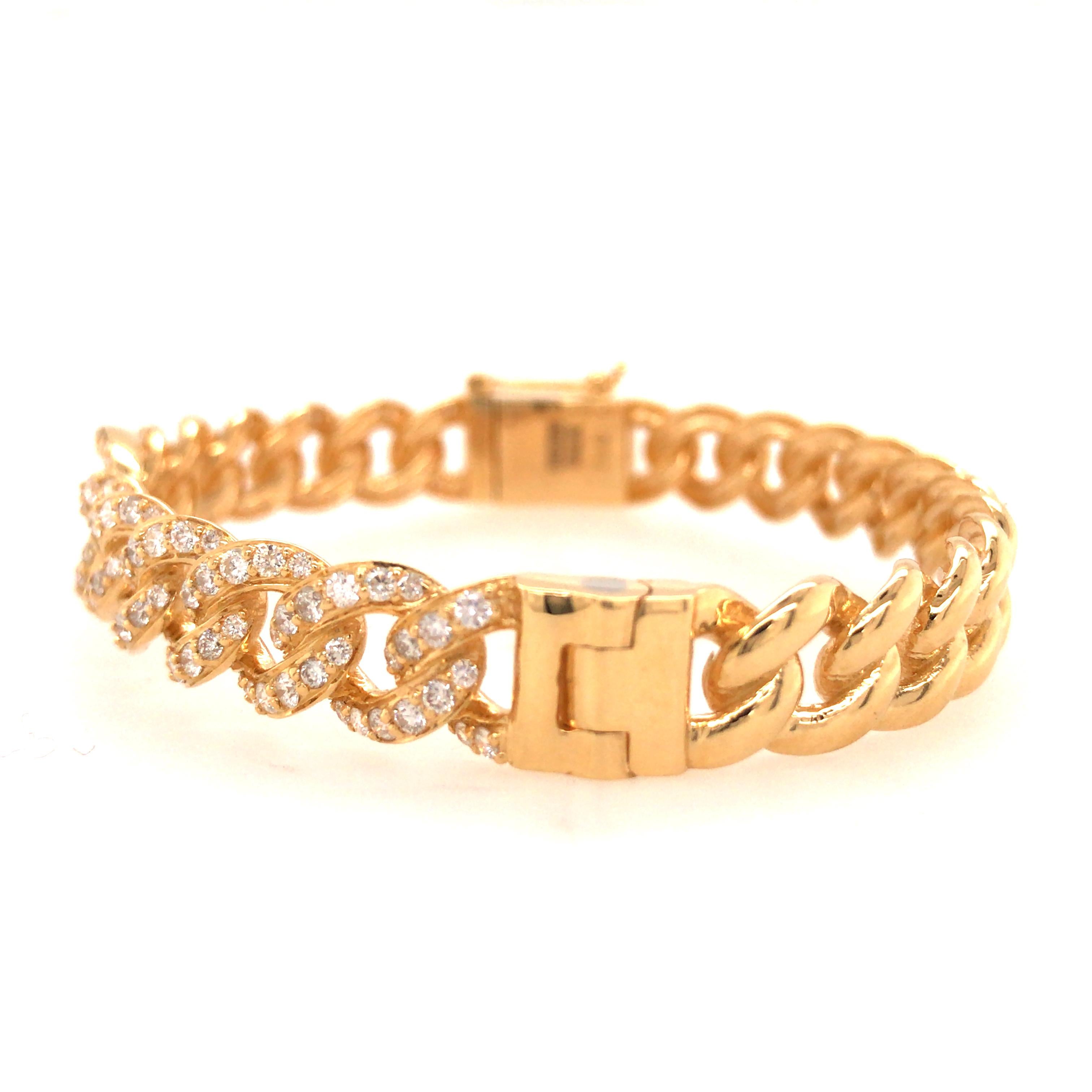 18 Karat Diamond Link Bangle Bracelet Yellow Gold In Good Condition In Boca Raton, FL