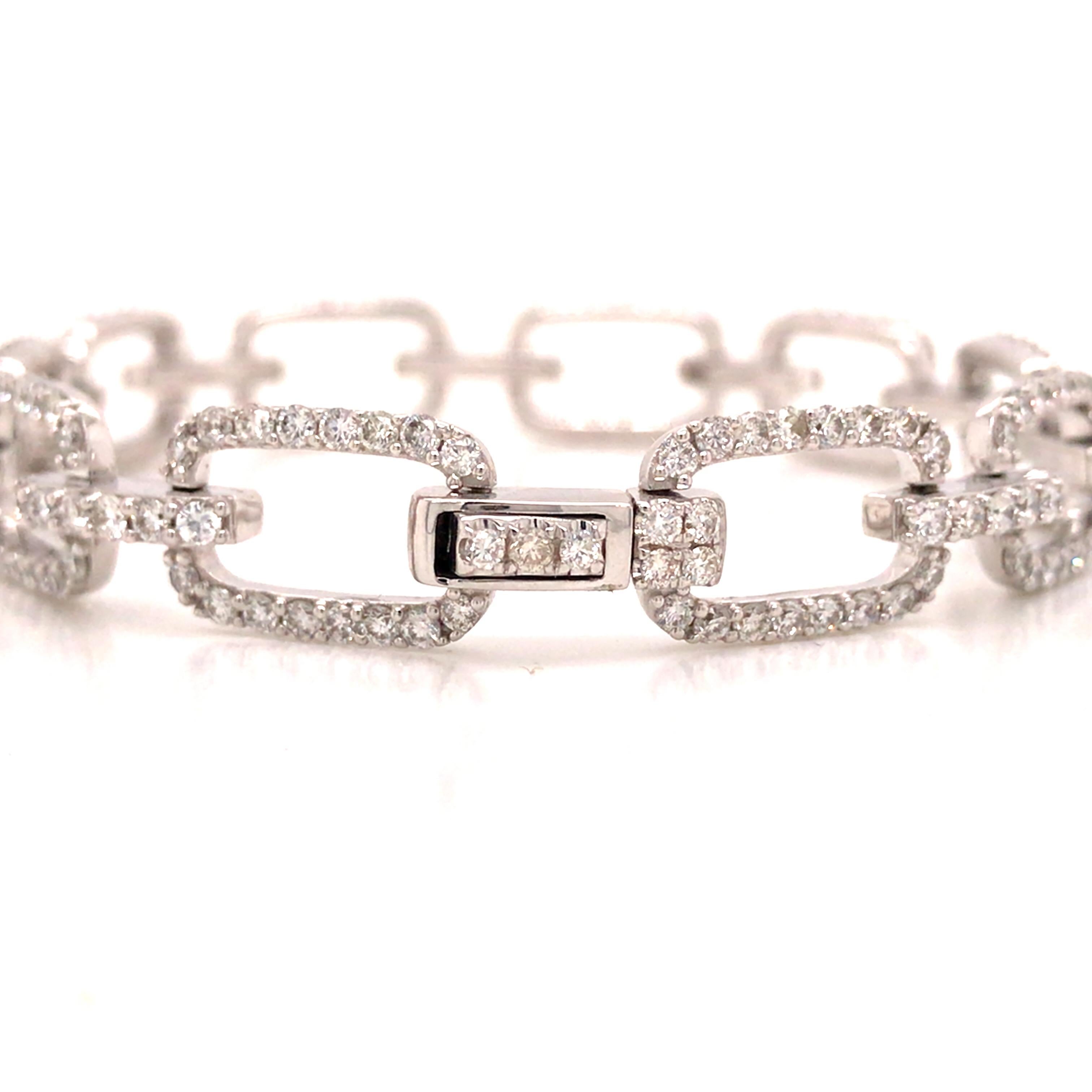 18K Diamond Link Bracelet White Gold In New Condition For Sale In Boca Raton, FL