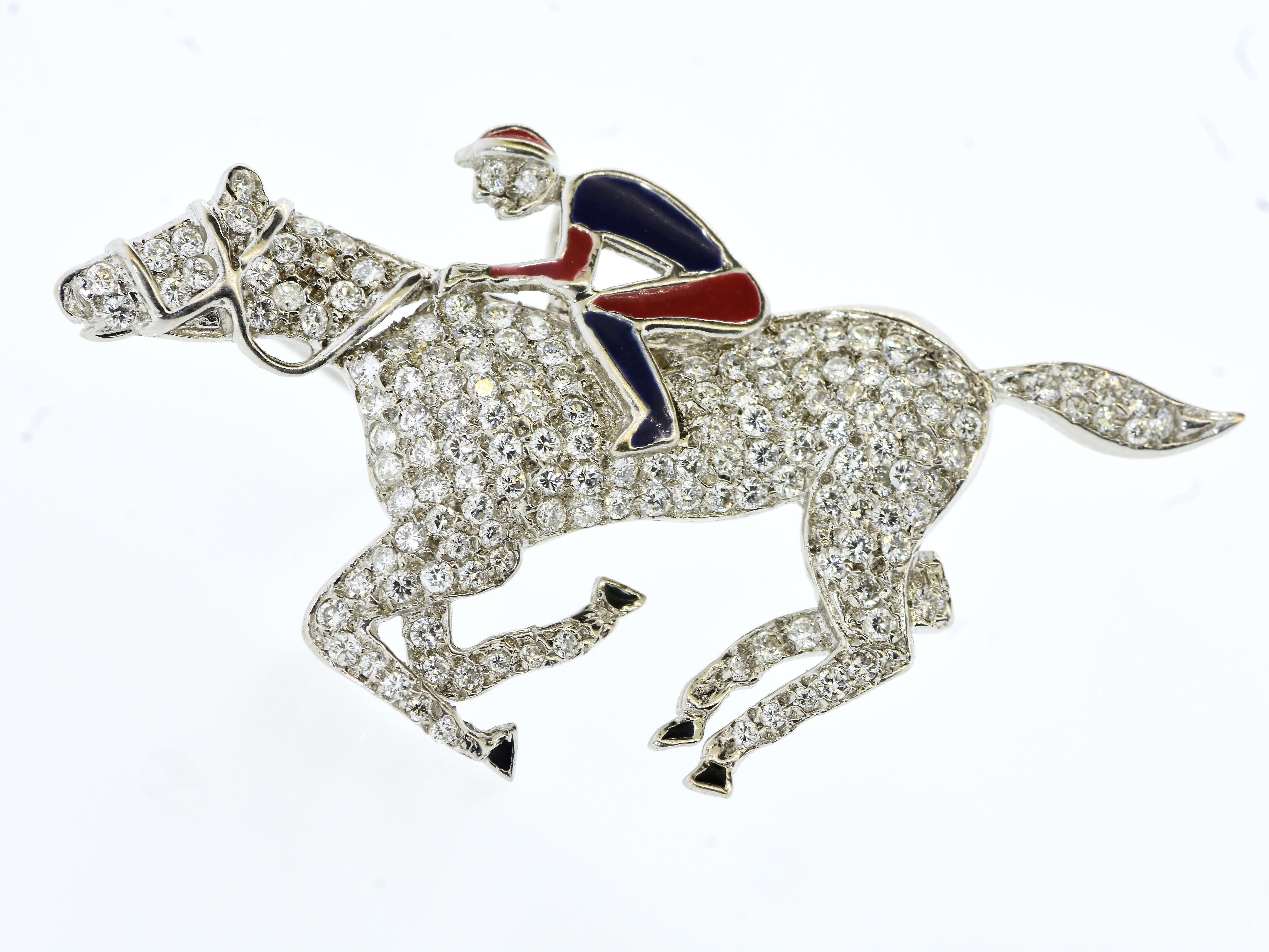 Colgante/Broche Jinete y Caballo de 18 quilates con pavé de diamantes y esmalte Contemporáneo en venta