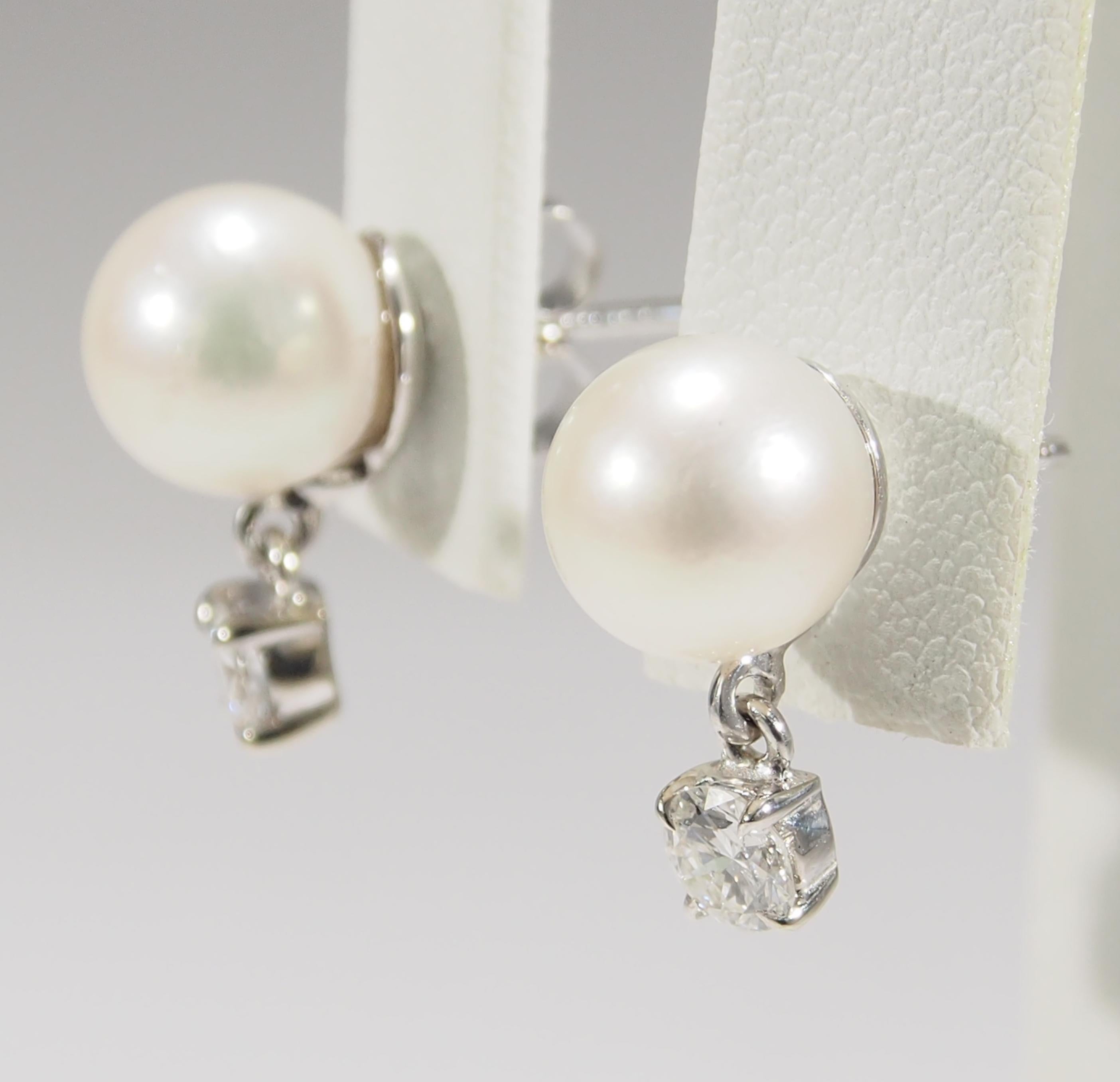 18 Karat Diamond Pearl Earrings Cultured Drop Dangle White Gold In Good Condition In Boca Raton, FL
