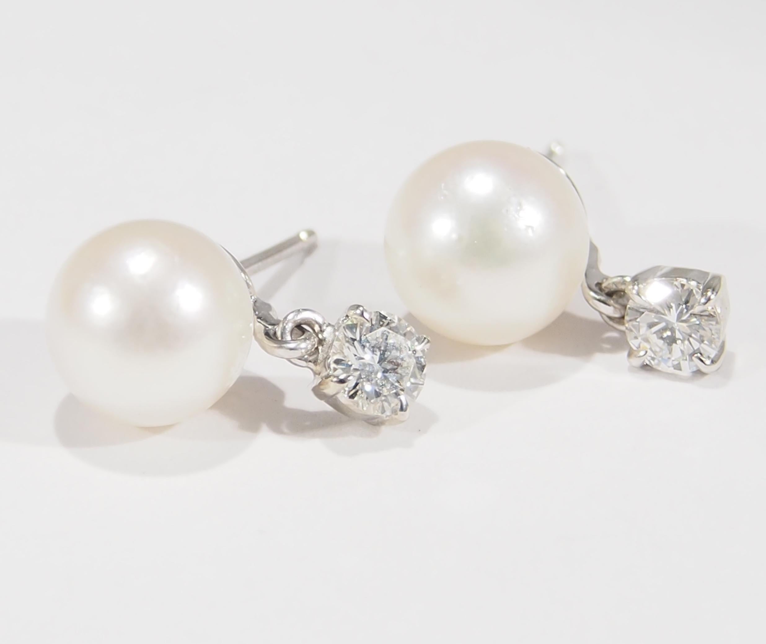 Women's or Men's 18 Karat Diamond Pearl Earrings Cultured Drop Dangle White Gold