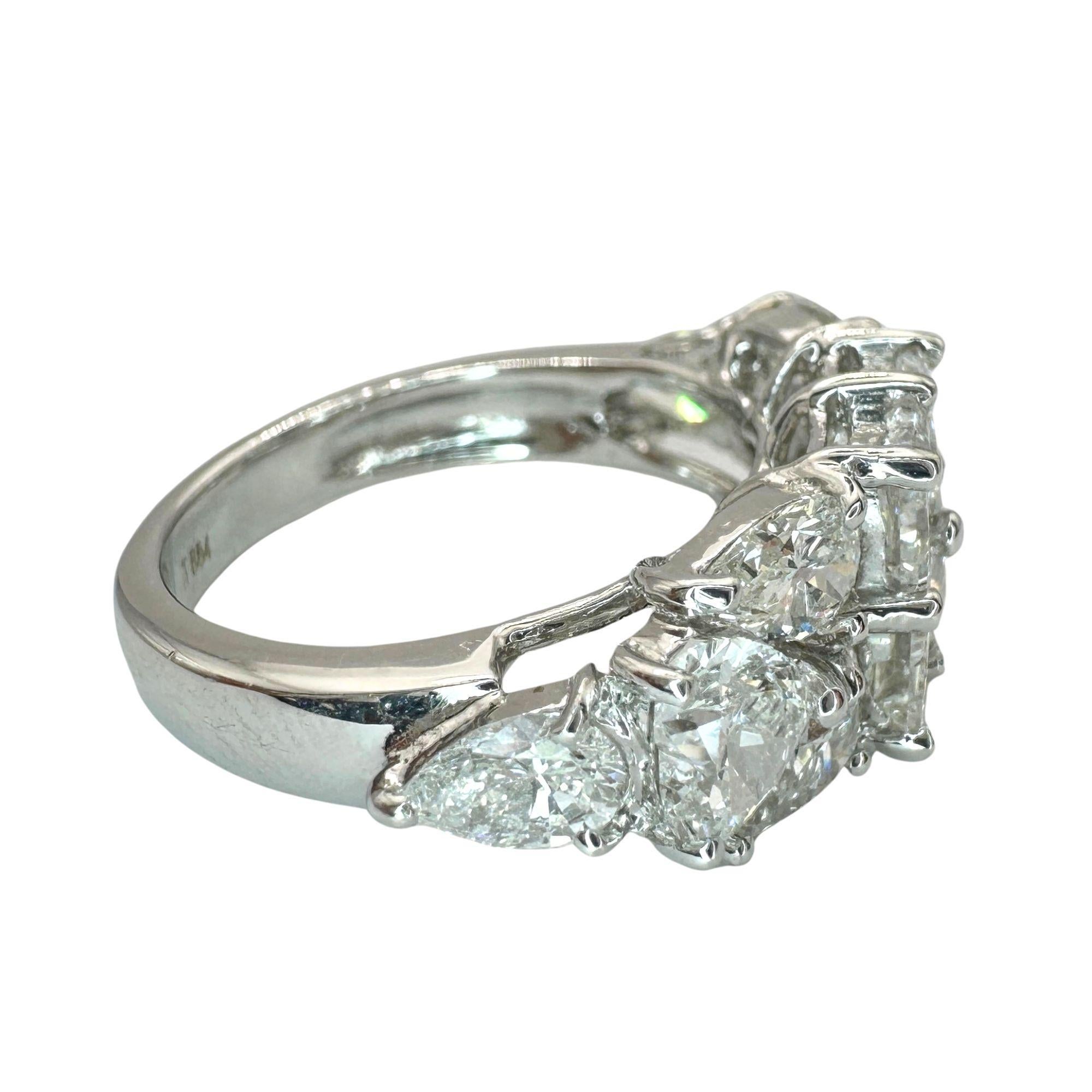 This stunning 18k Diamond Ring features a dazzling 3.89 carat diamond set in 18k white gold. In good condition with minimal wear, it is the perfect piece to add elegance and sophistication to any outfit. Its markings of 