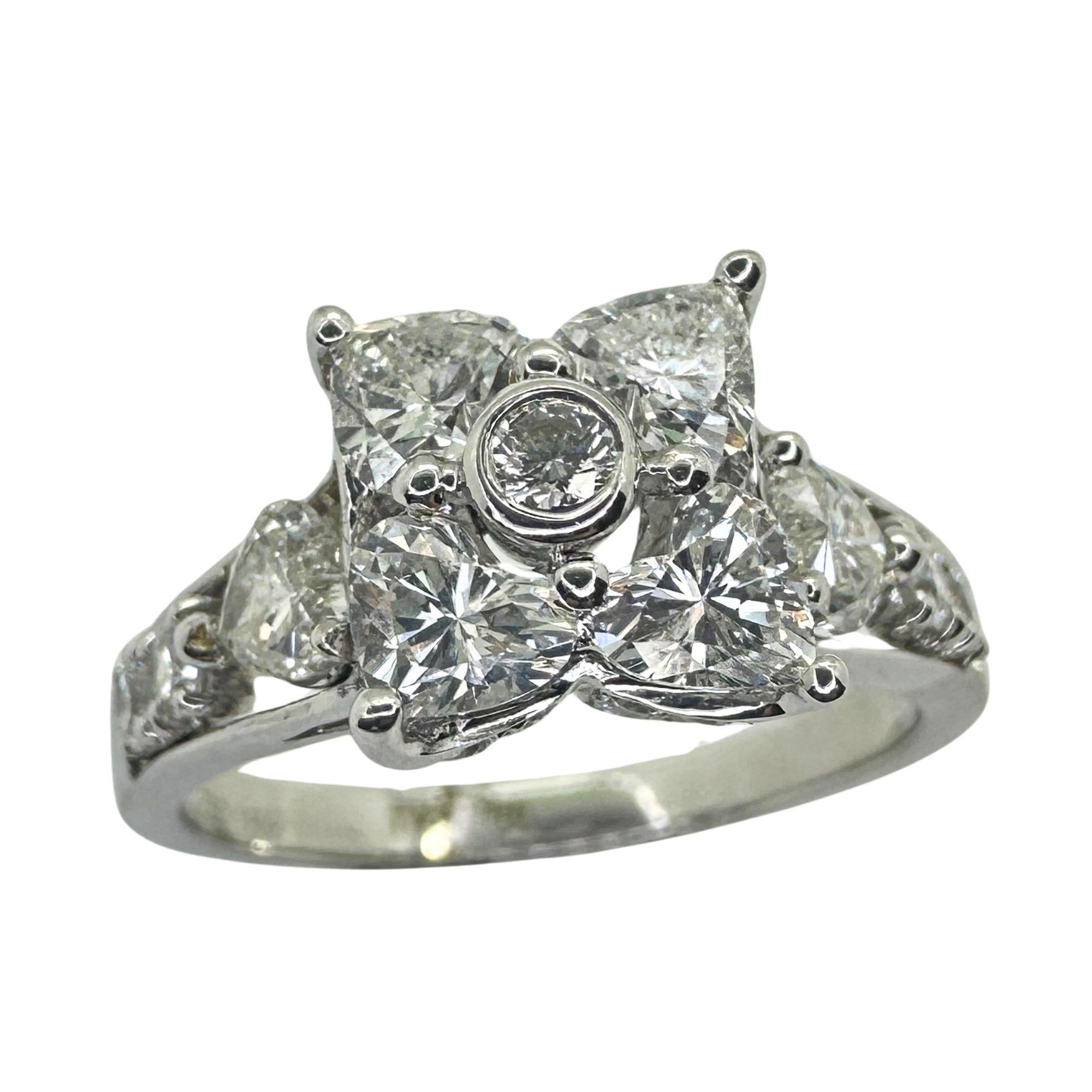 18k Diamond Ring with Floral Design and Side Heart Shaped Diamonds. For Sale 1