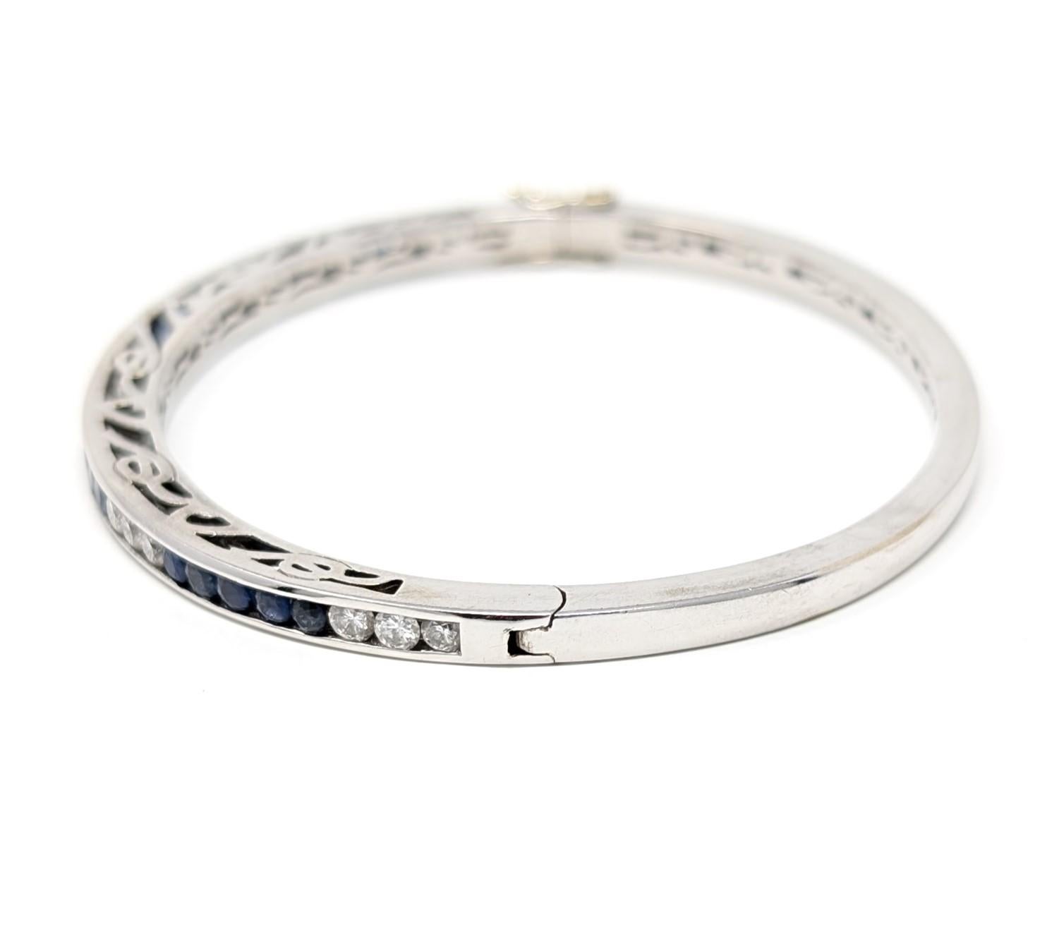 18k Bracelet diamant saphir à charnière en or blanc massif Signé Designer Open Work Bon état - En vente à Greer, SC