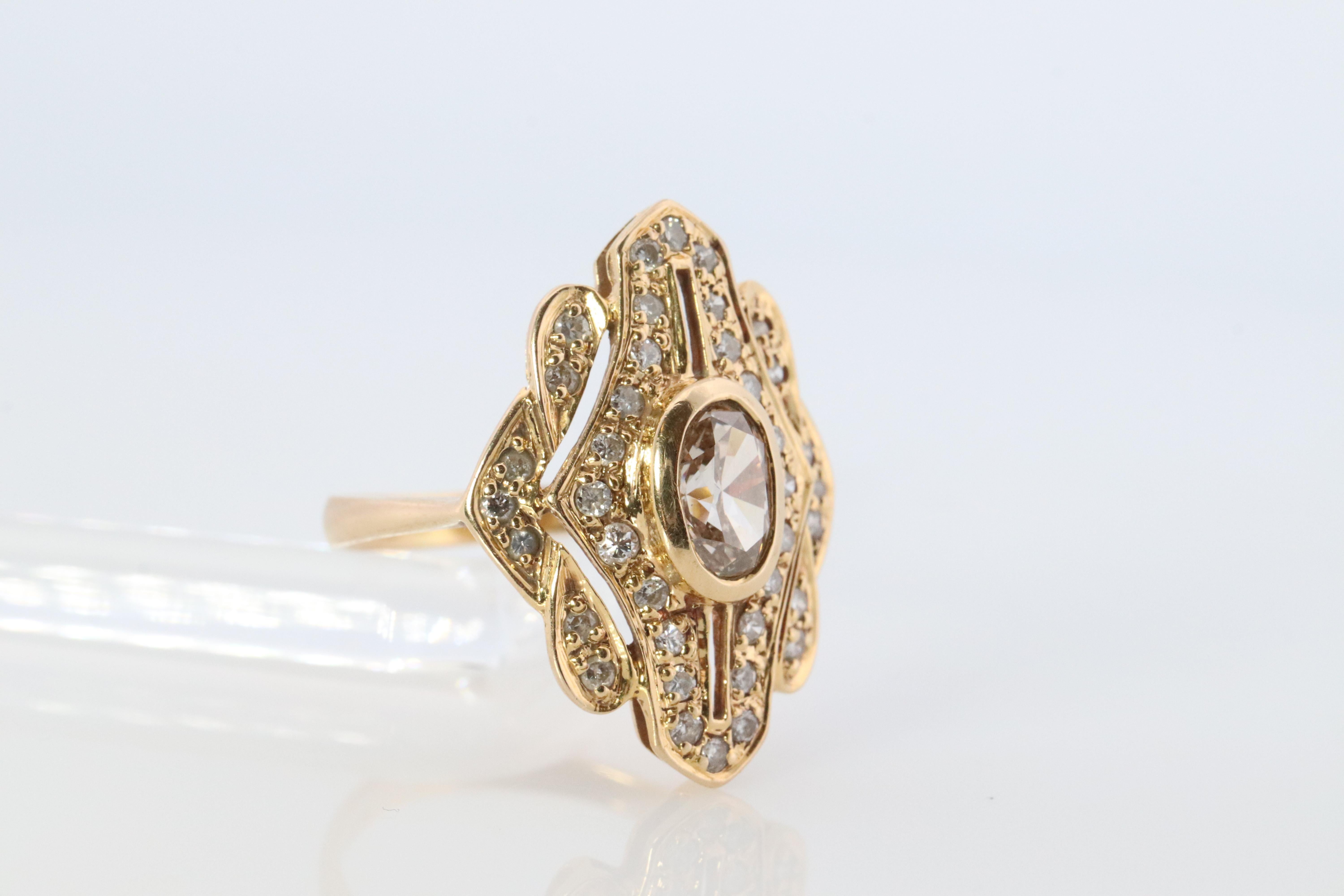 18 Karat Diamant-Schildkrötenring aus 18 Karat Gelbgold mit Diamanten und filigranem, offenem Design. (Rundschliff) im Angebot