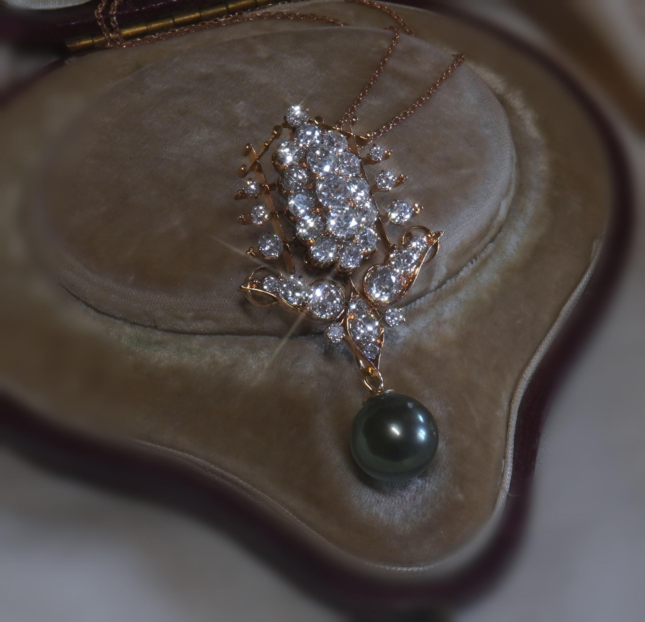 18K Diamond Tahitian Pearl GIA Antique Pendant VS Old Mine Necklace 7.02 Cts For Sale 1