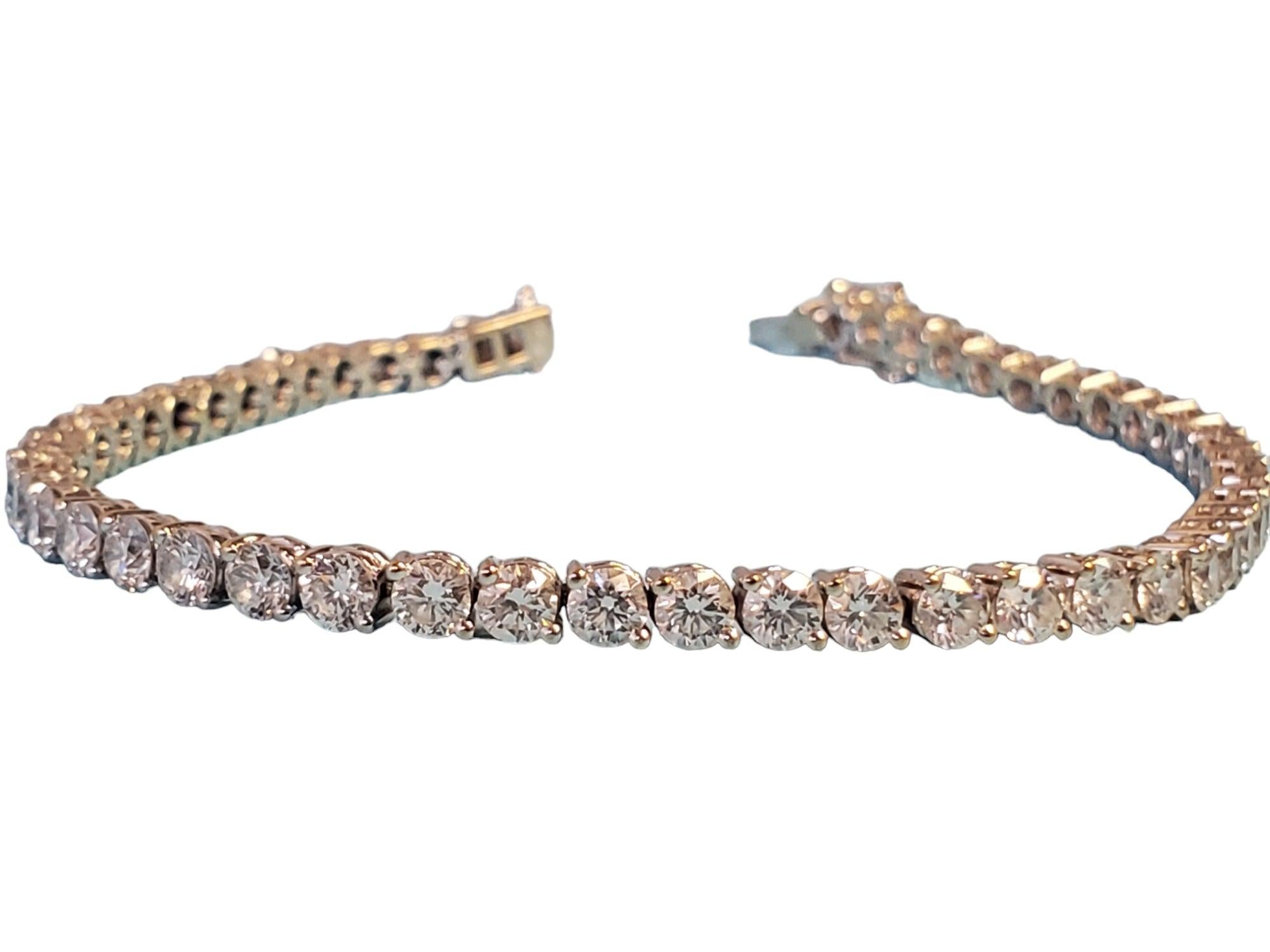 Modern 18K Diamond Tennis Bracelet 7.5tcw G VS Natural Diamonds White Gold For Sale