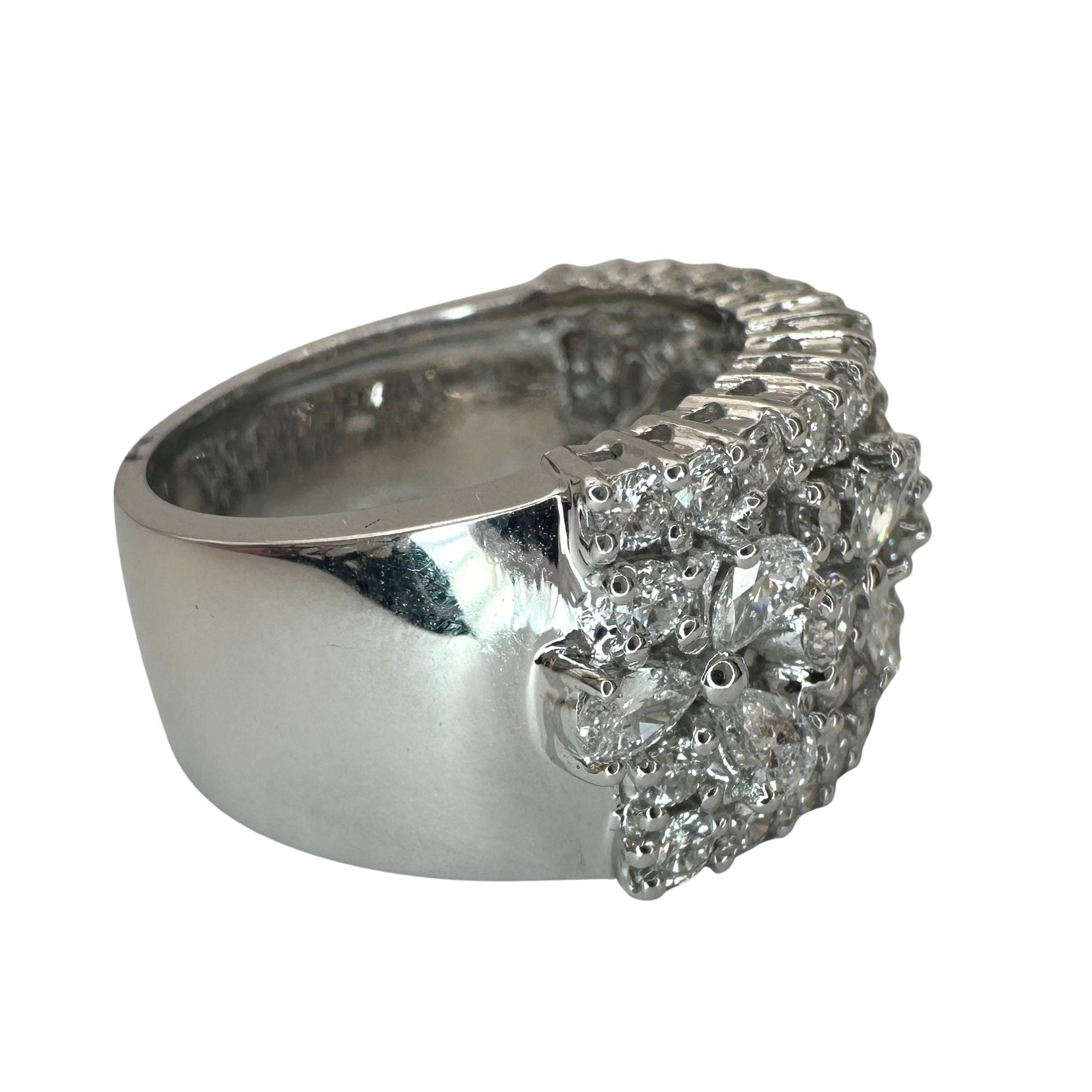 18k Diamond Wide Band Ring with Pear Shape Accents For Sale 1