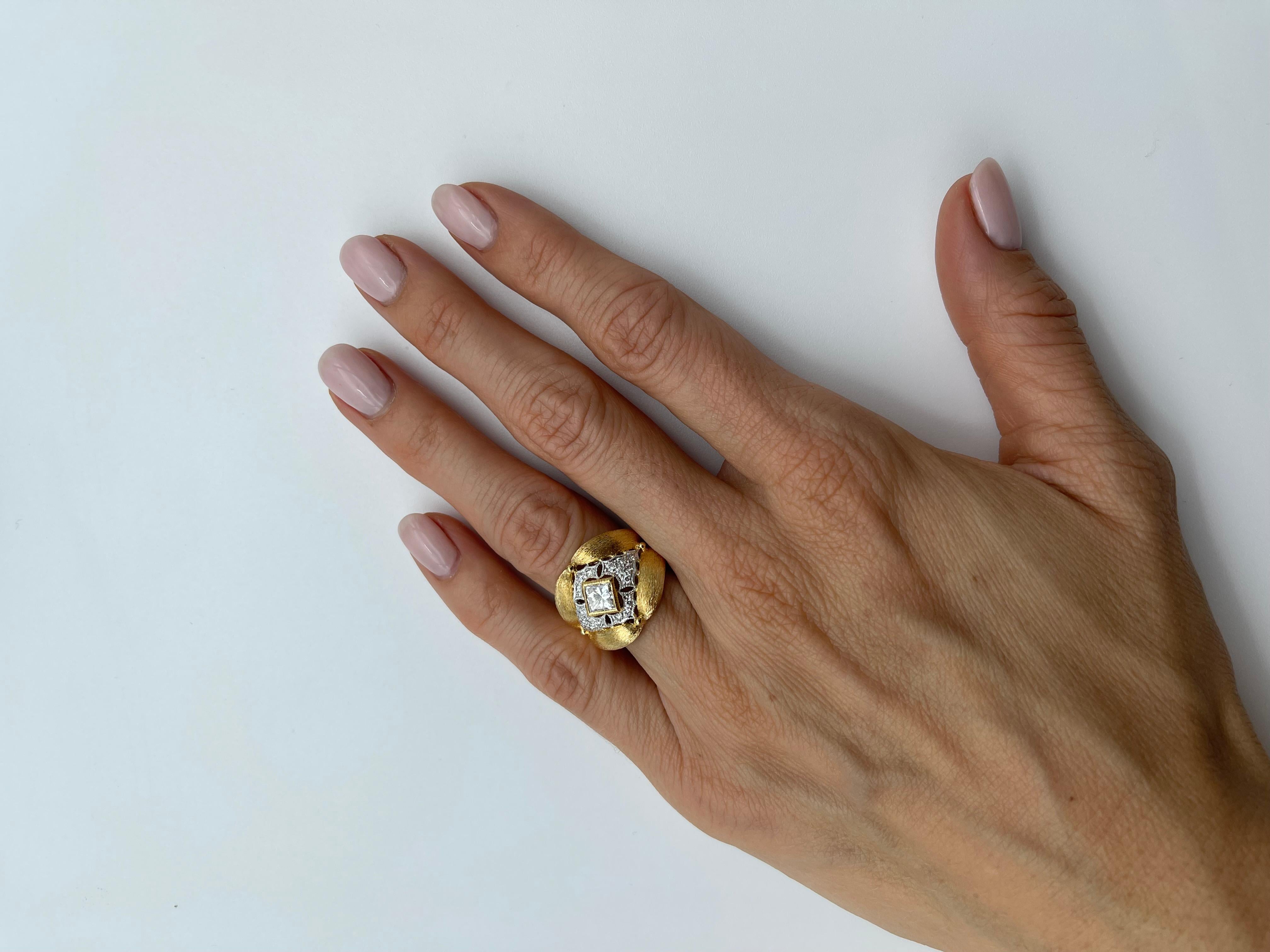 Women's 18k Diamond Yellow Florentine Style Gold Band Ring For Sale