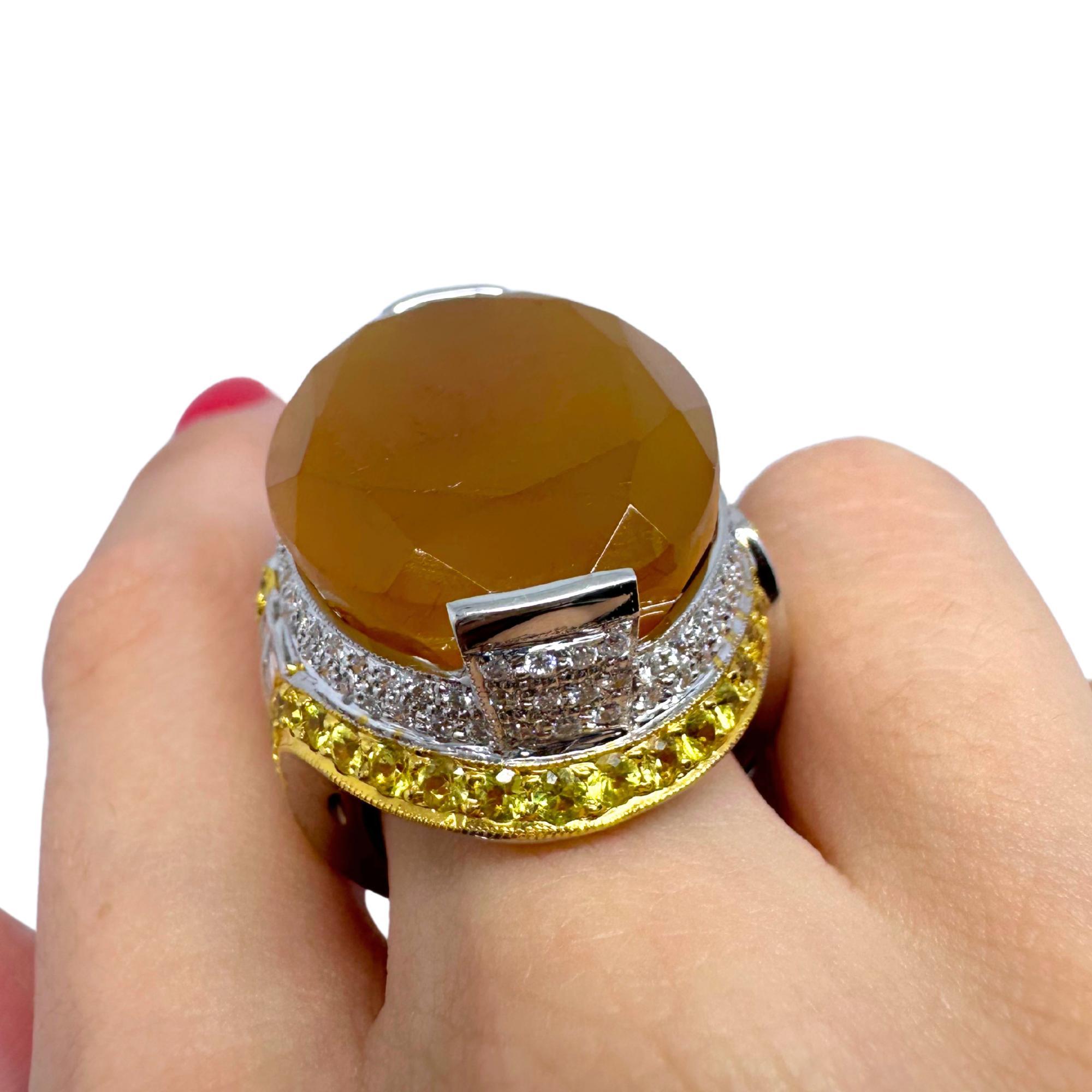 Bague cocktail 18 carats, saphir jaune et ambre jaune simulé en vente 1