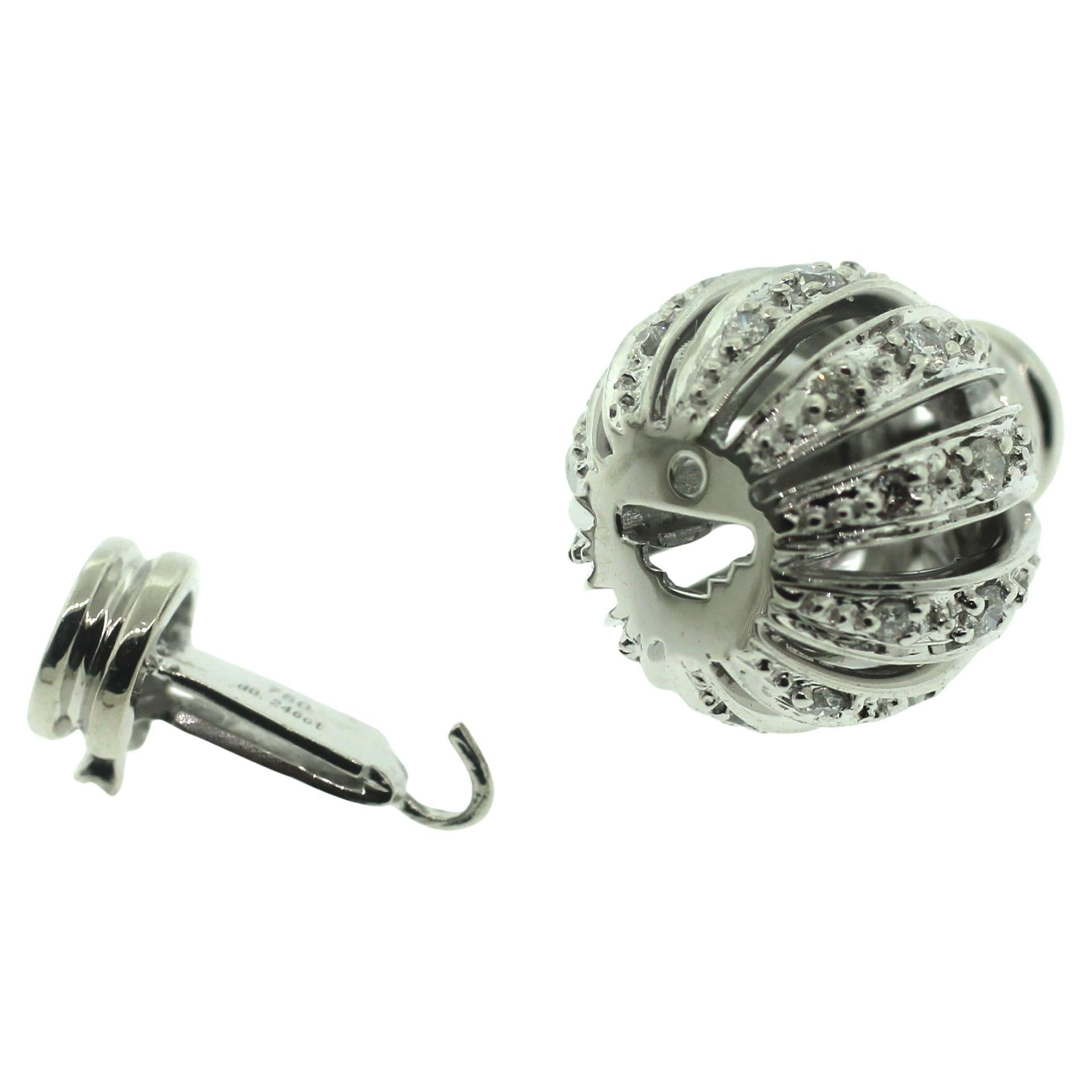 Contemporaneo Chiusura a sfera con diamanti 18K 15,8x11,5 mm in vendita