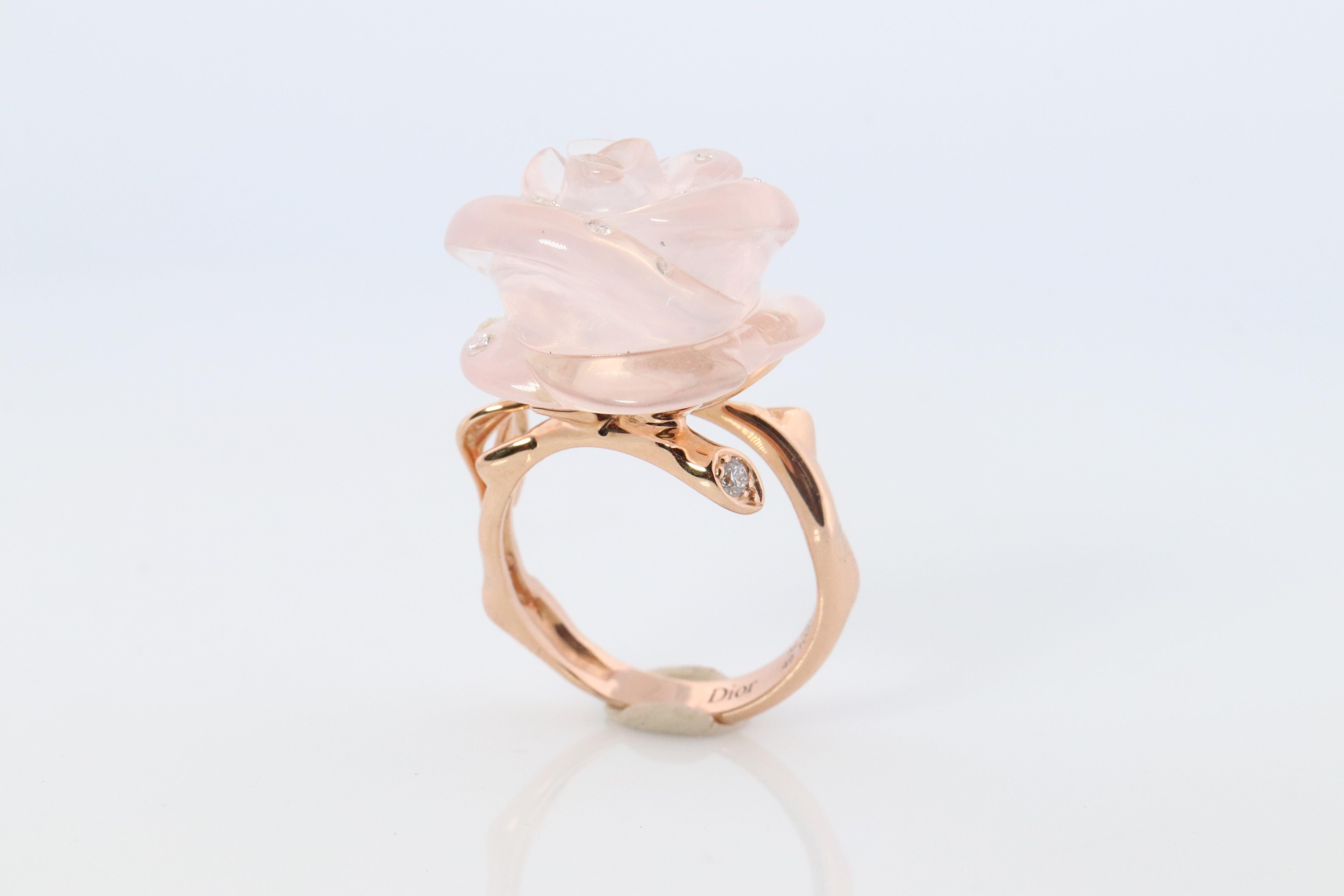 Moderno Anello Dior Rose Diamond 18k. Autentico anello Dior Rose Pre Catelan Quartz Diamond. in vendita