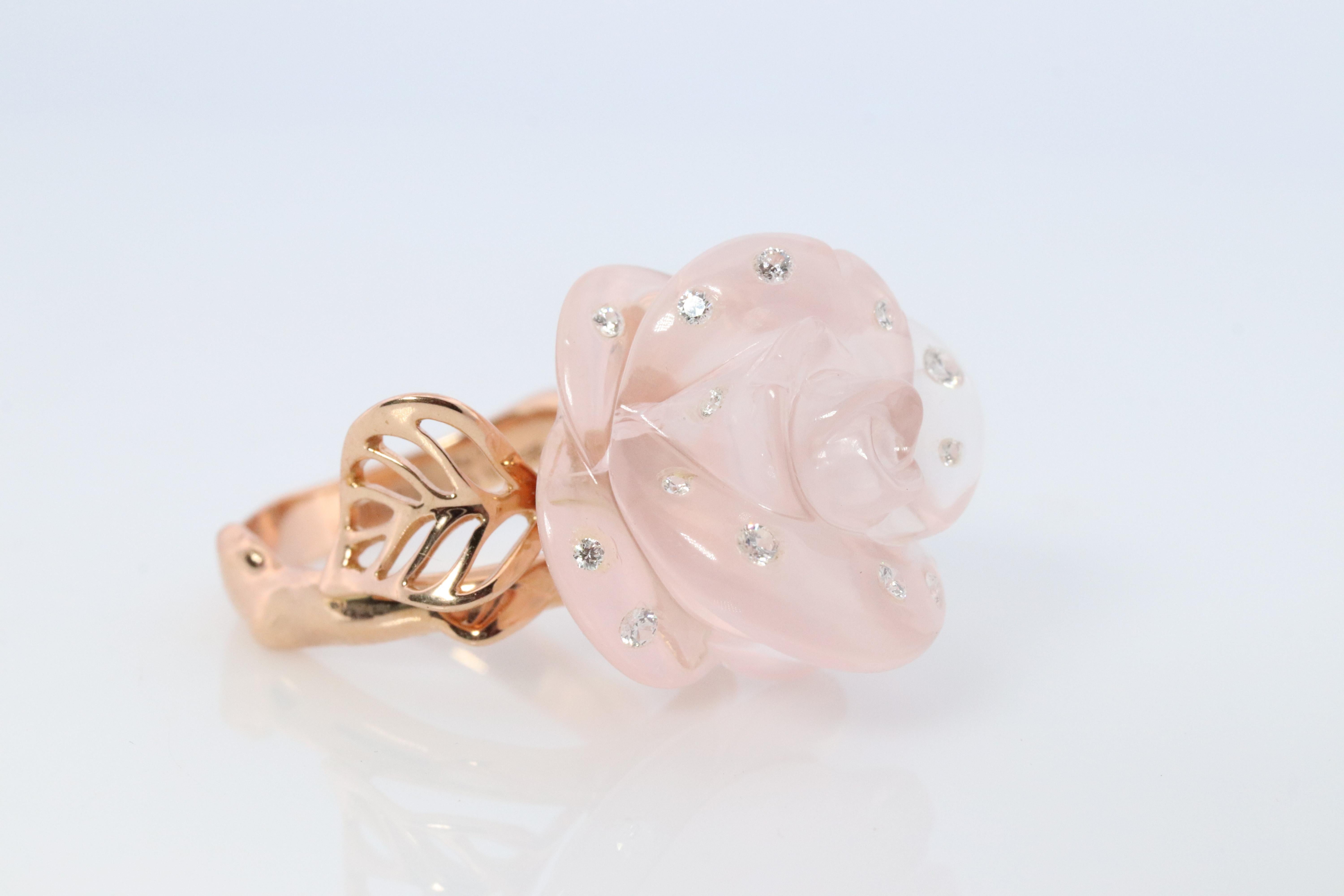 Taglio rotondo Anello Dior Rose Diamond 18k. Autentico anello Dior Rose Pre Catelan Quartz Diamond. in vendita