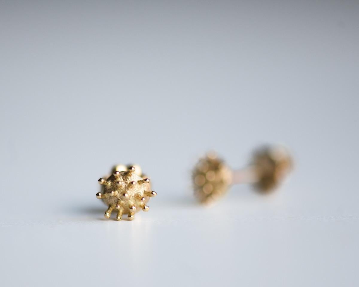 Artist 18K Dogwood Crown Stud Earrings For Sale