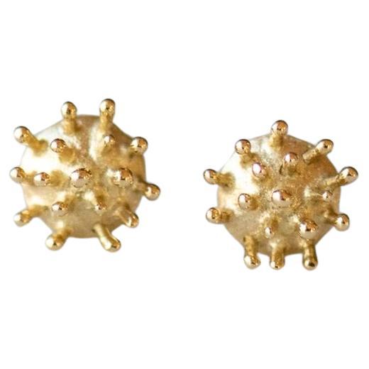 18K Dogwood Crown Stud Earrings For Sale