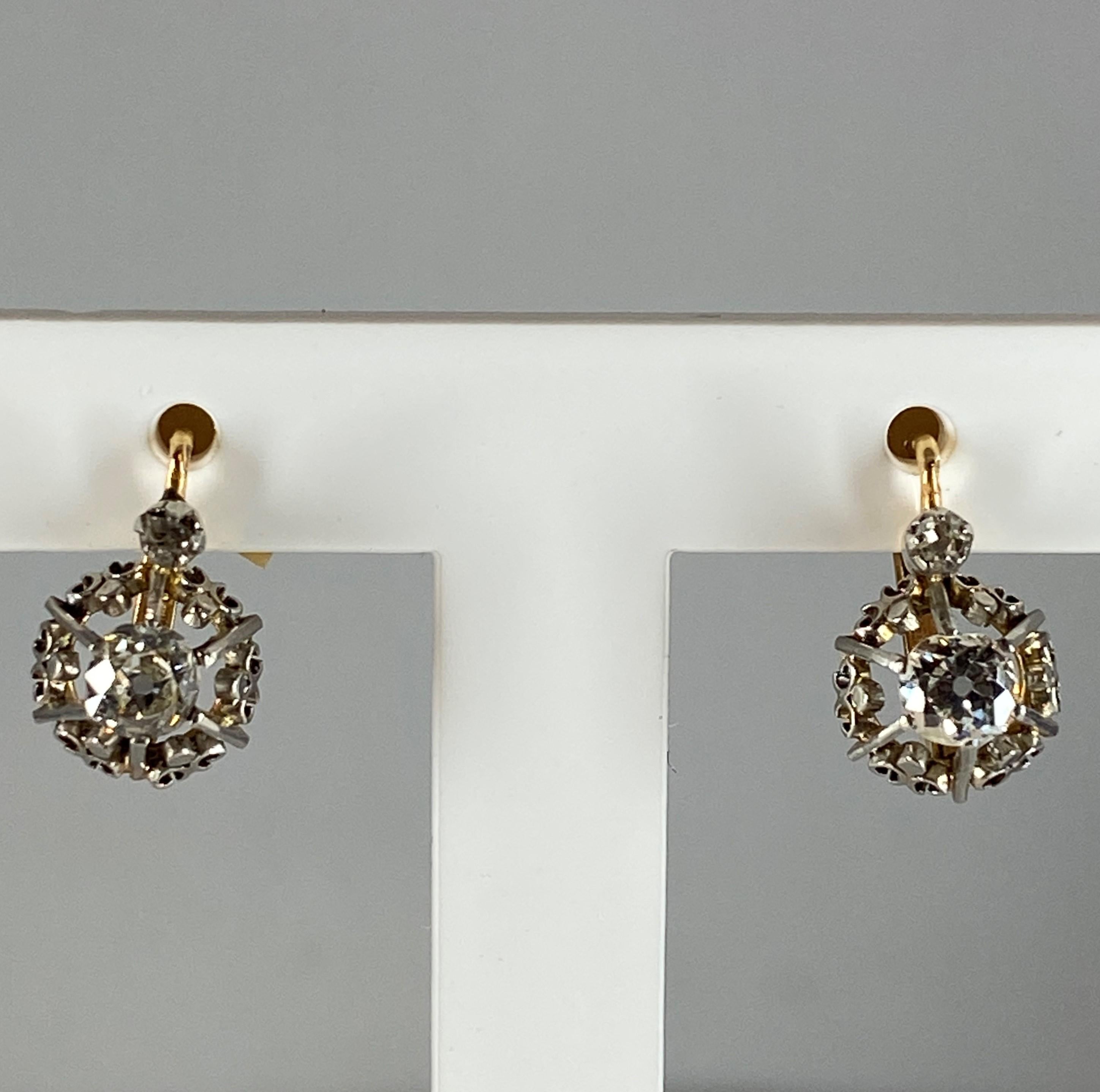 18k Earrings Set with Diamonds, Around 1900 For Sale 6