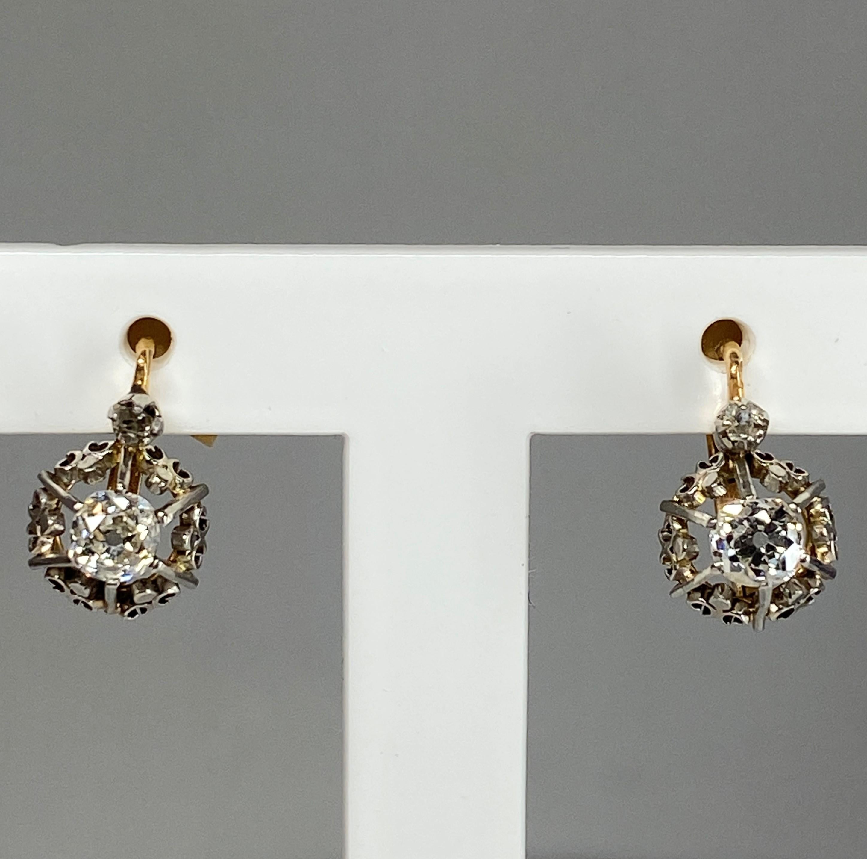 18k Earrings Set with Diamonds, Around 1900 For Sale 8
