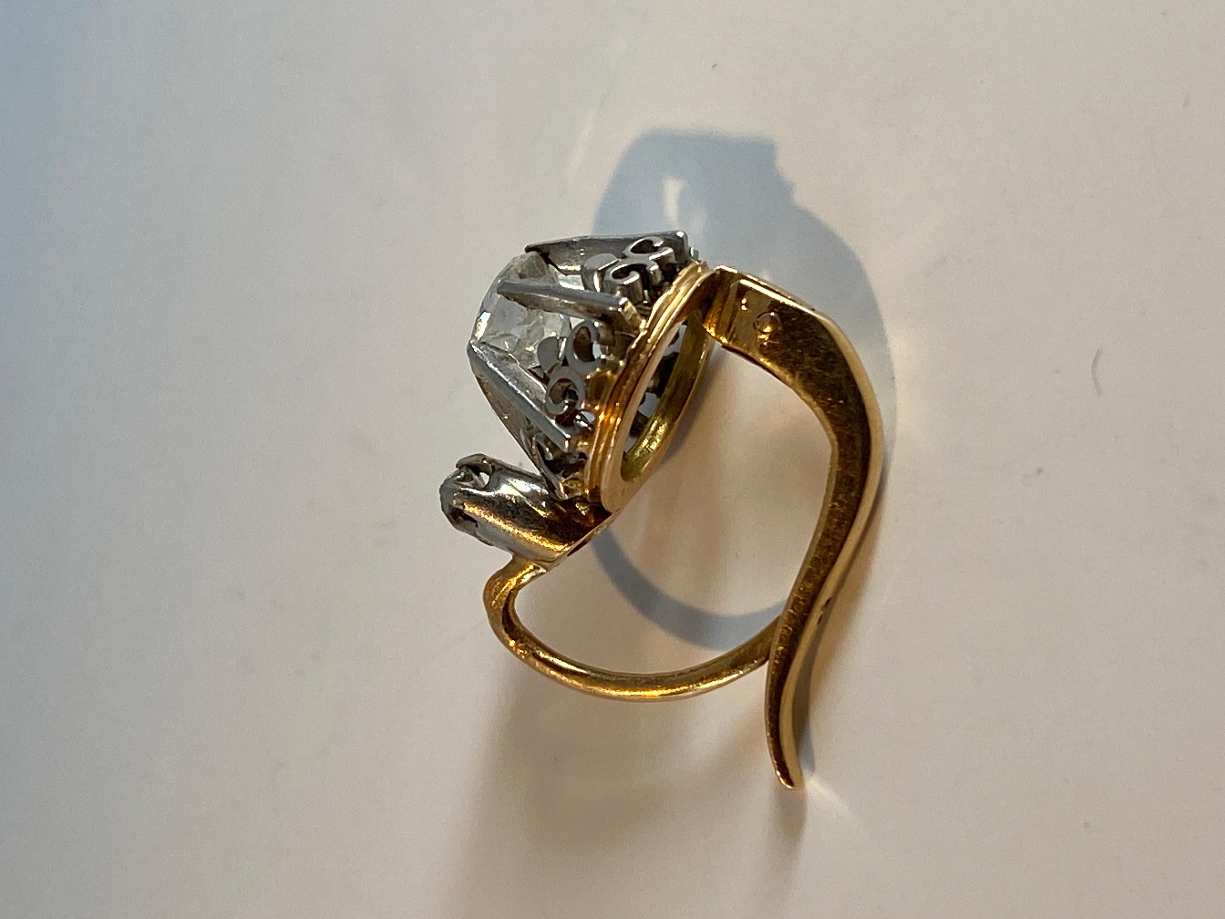 Boucles d'oreilles en or 18 carats serties de diamants, vers 1900   en vente 14