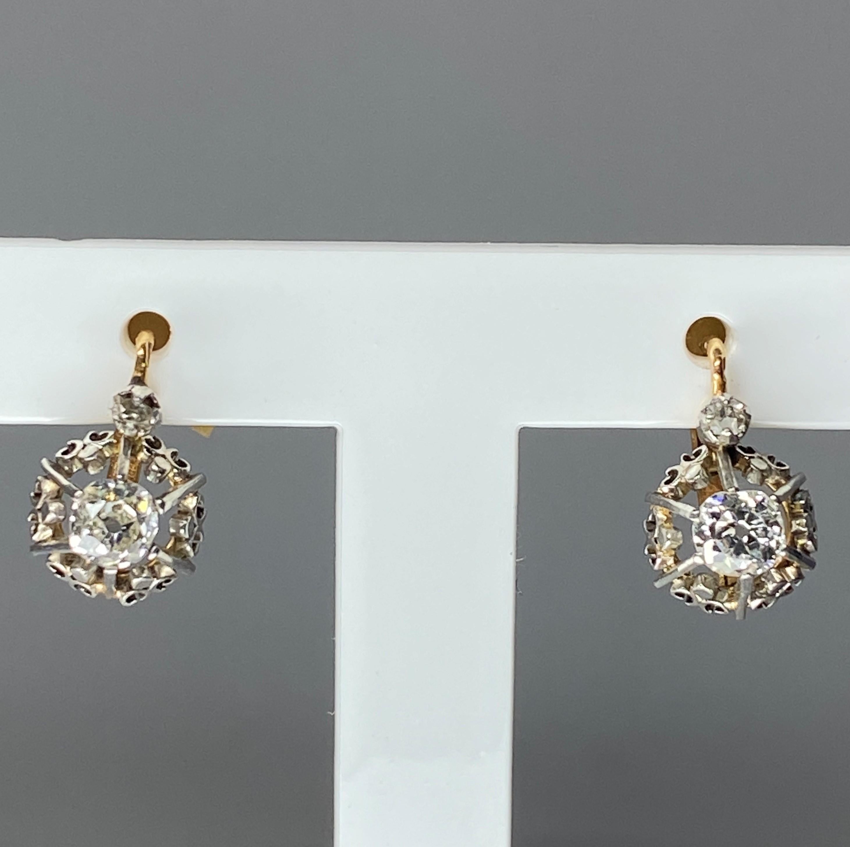 18k Earrings Set with Diamonds, Around 1900 For Sale 2