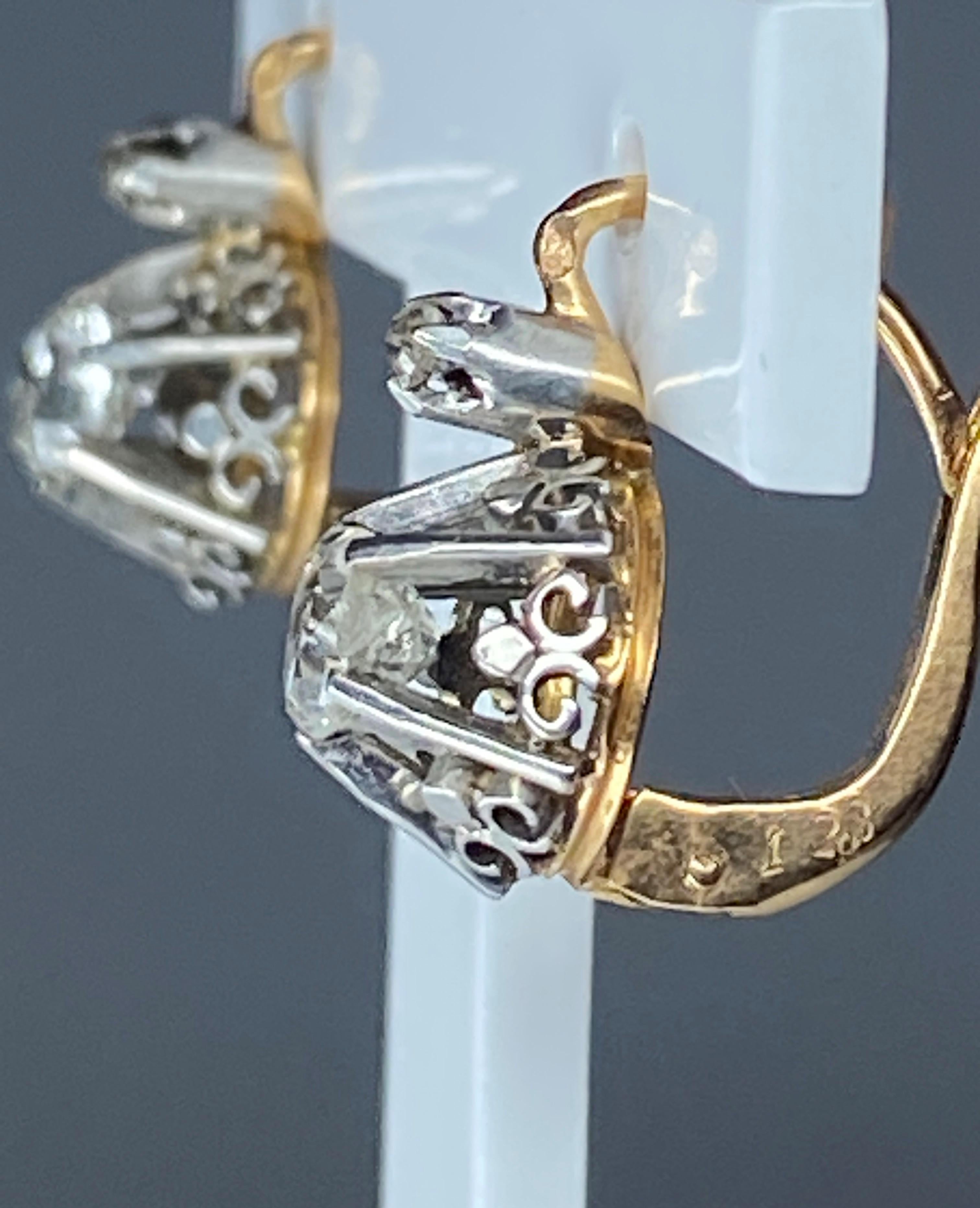 Boucles d'oreilles en or 18 carats serties de diamants, vers 1900   en vente 3