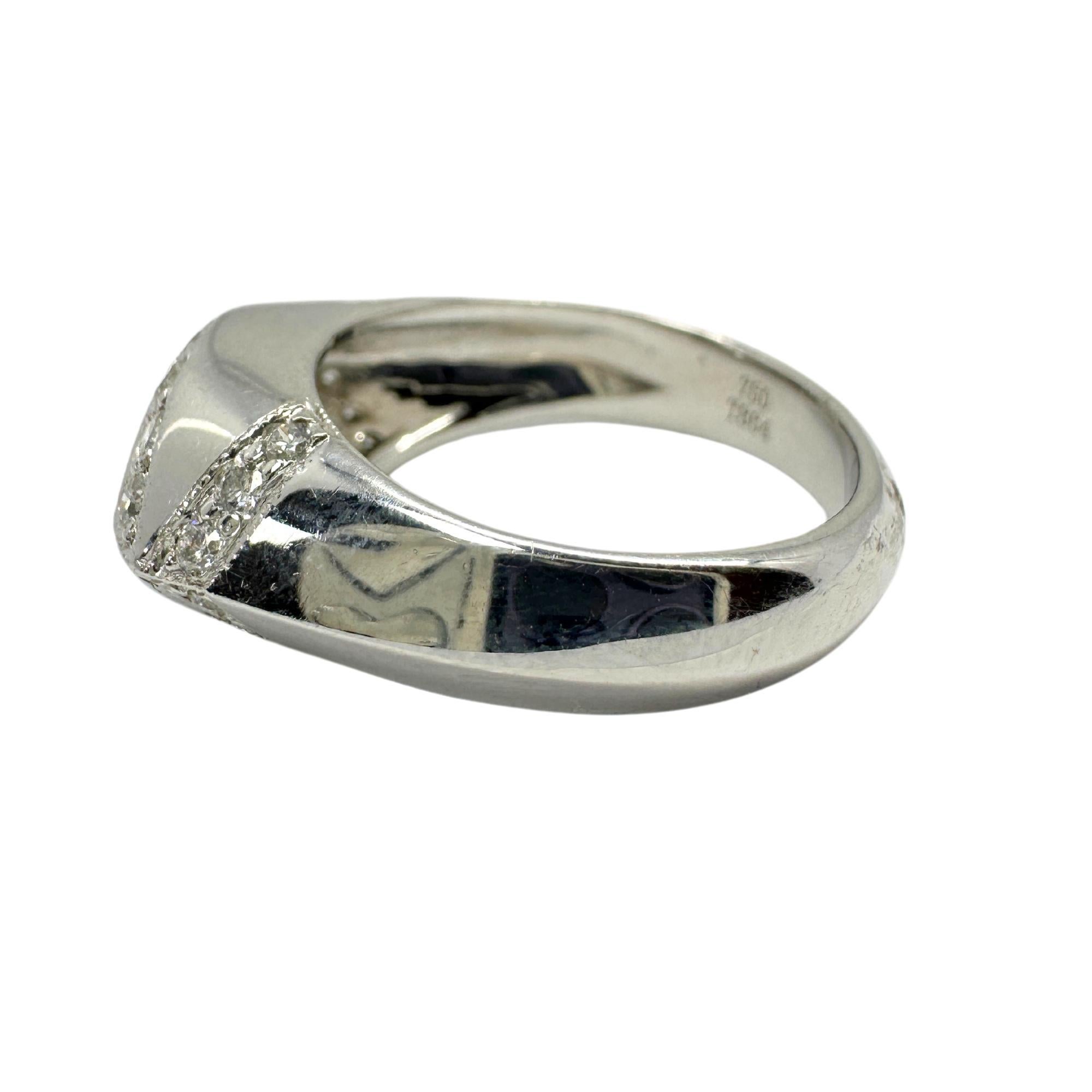 Women's 18k East-West Marquise Shaped Diamond Center Ring with Diamond Halo Ring For Sale