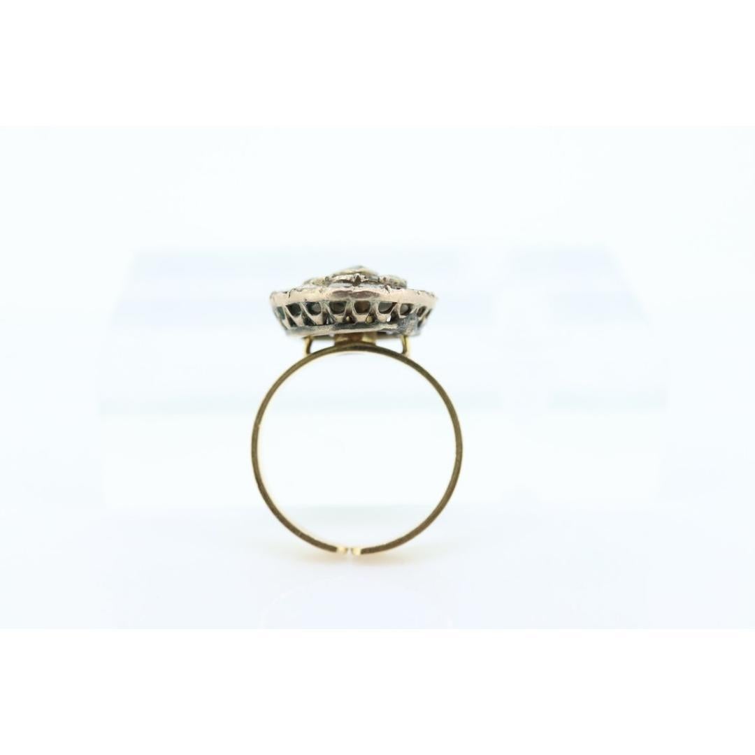 18k Edwardian Diamond Daisy Cluster Ring. 18k Yellow Gold with old cut diamond For Sale 2