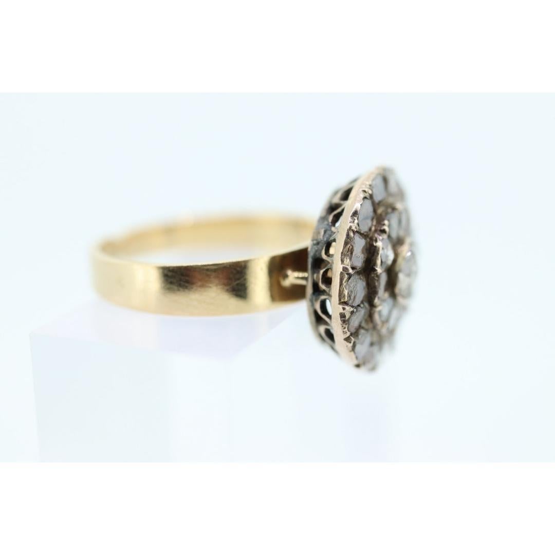 18k Edwardian Diamond Daisy Cluster Ring. 18k Yellow Gold with old cut diamond For Sale 3
