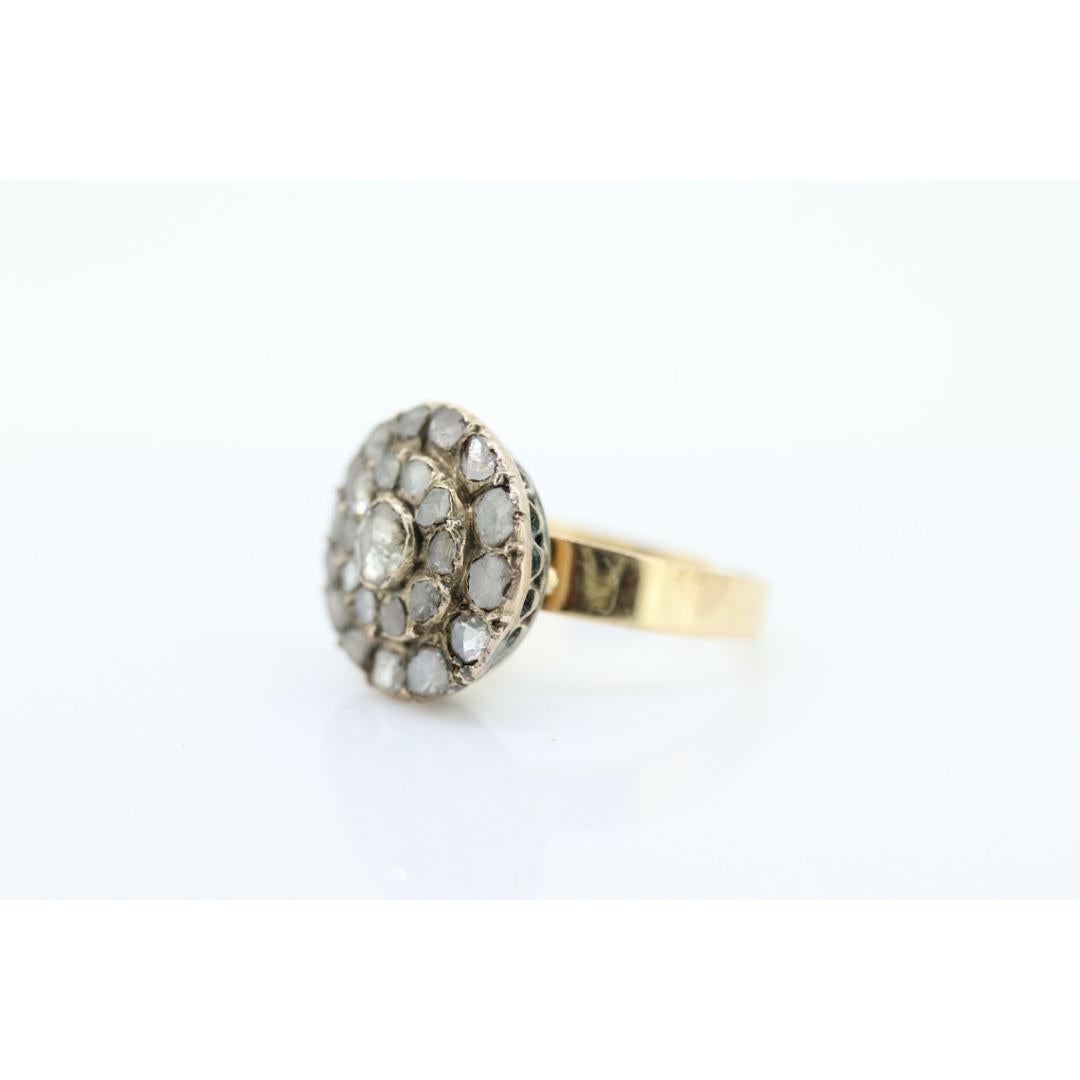 18k Edwardian Diamond Daisy Cluster Ring. 18k Yellow Gold with old cut diamond For Sale 5