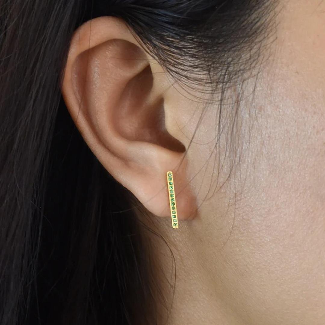 18K Emerald 26 Pcs Emerald Stud Earrings Long Bar Studs Delicate Gold Earrings For Sale 1