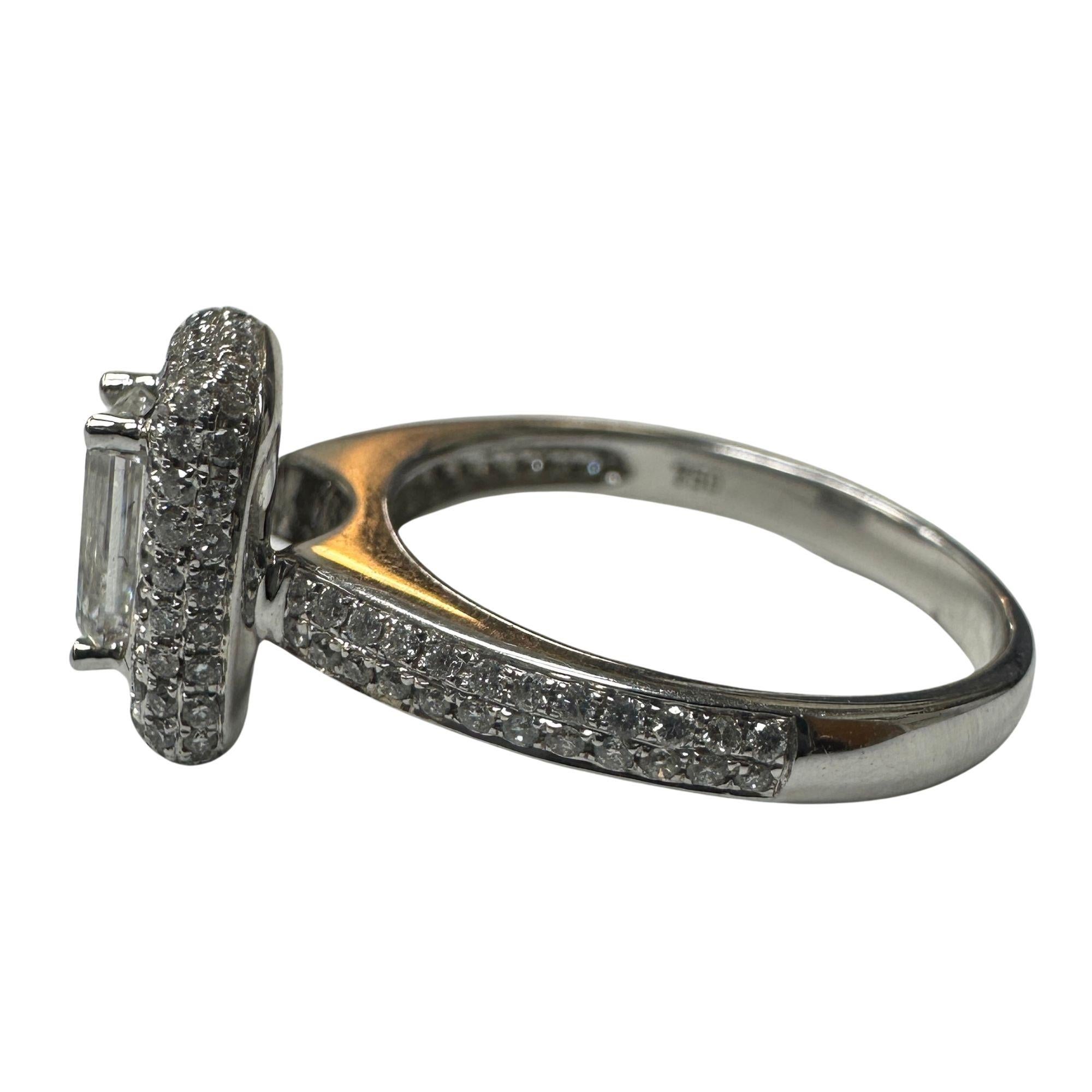 Women's or Men's 18k Emerald Cut Diamond Engagement Ring For Sale