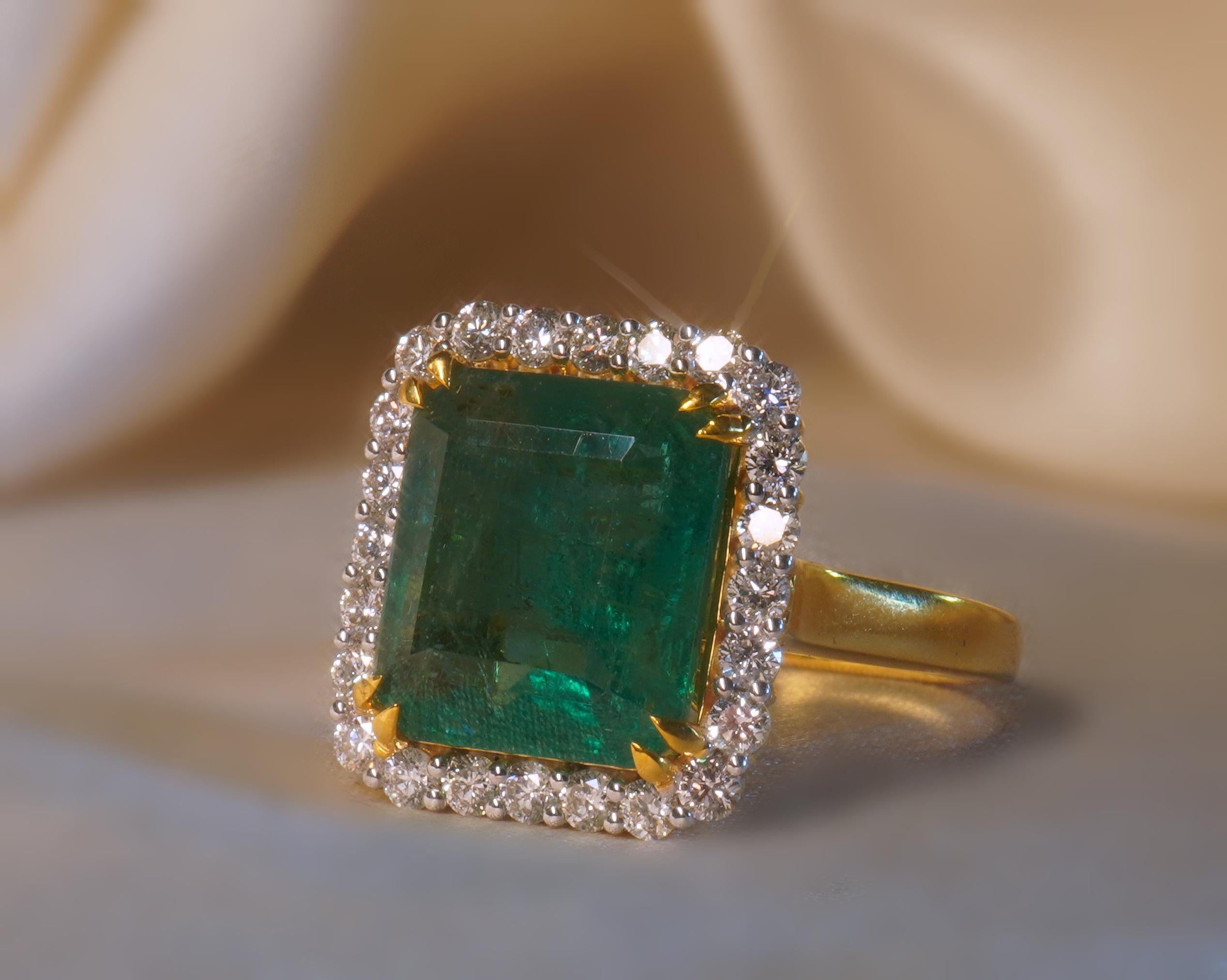 18K Emerald Diamond Ring Vintage GIA Certified Natural Fine VS Huge 5.62 Carats 6